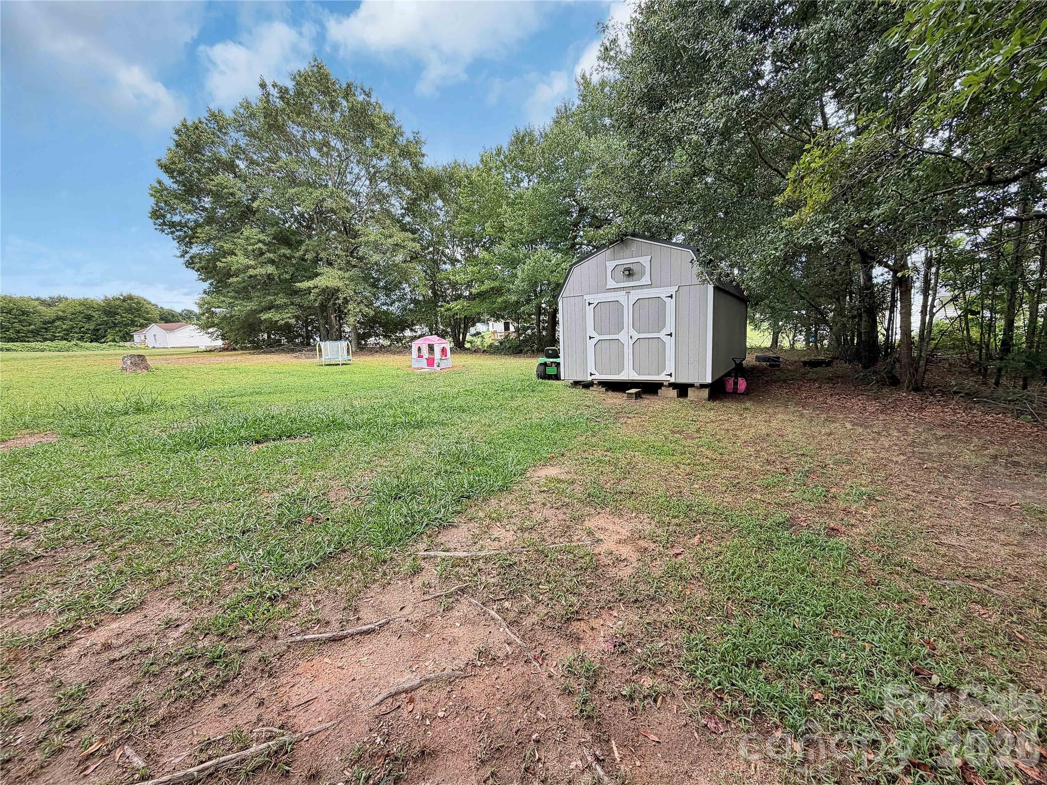 213 Darth Maul Drive Property Photo 18