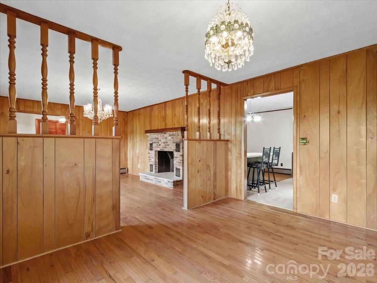 235 Rolling Ridge Loop Property Photo 8
