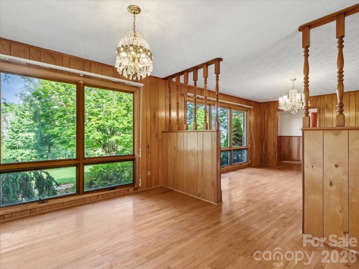 235 Rolling Ridge Loop Property Photo 9