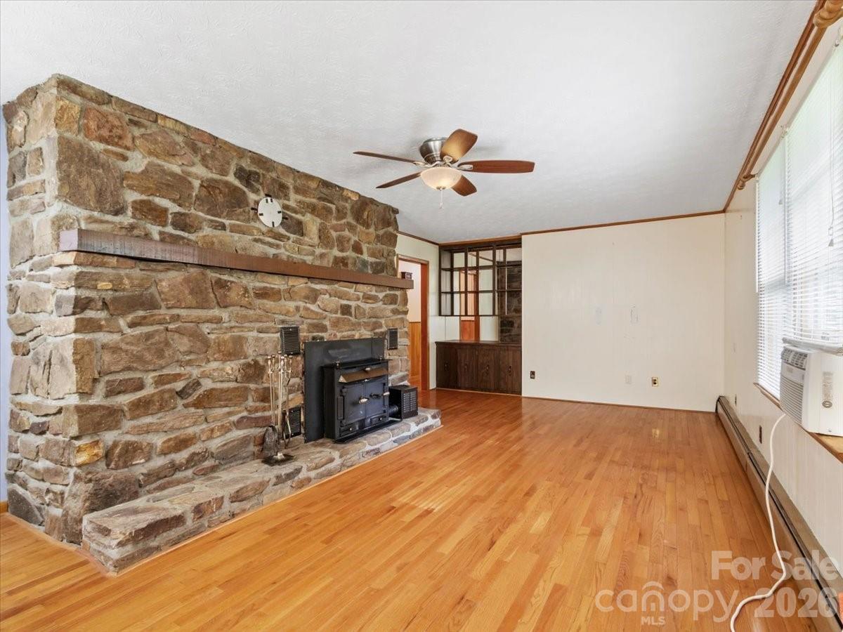 235 Rolling Ridge Loop Property Photo 21