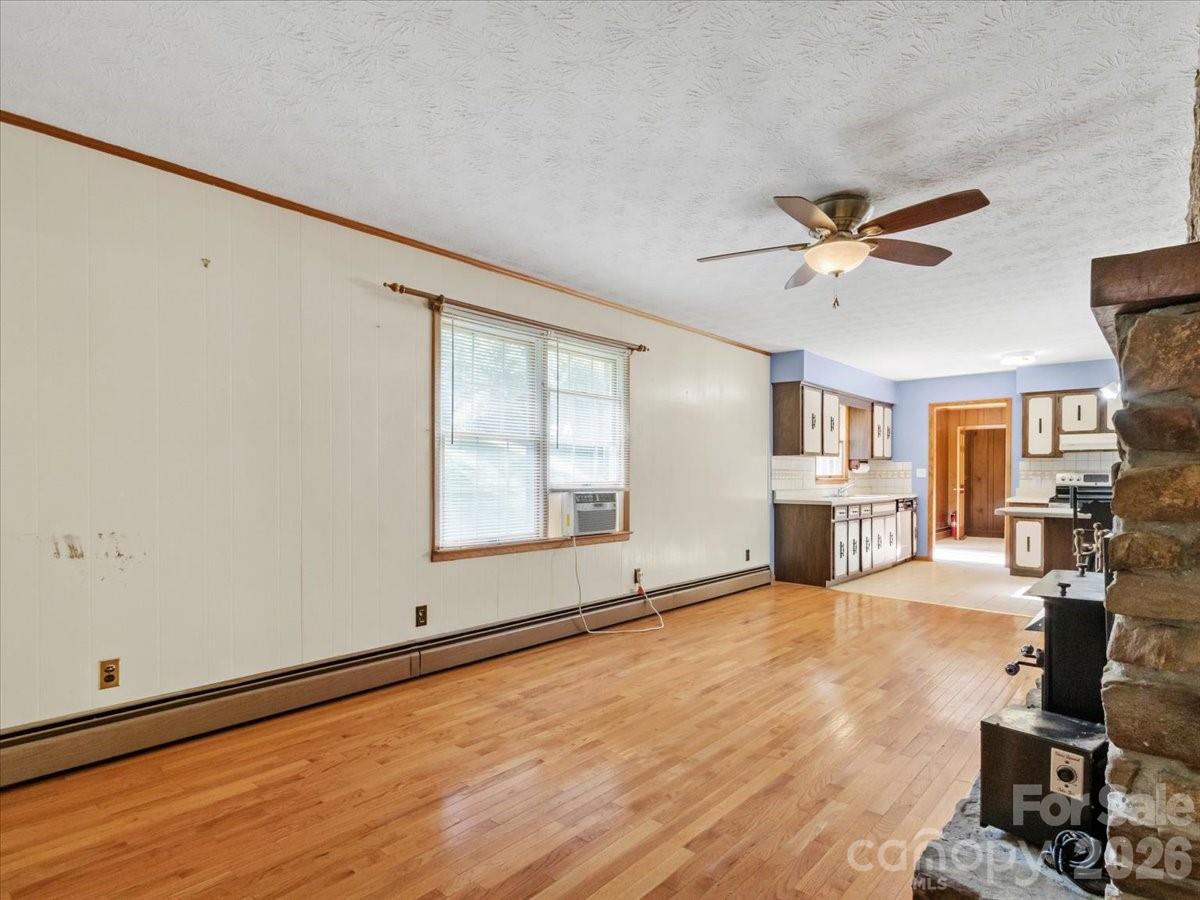 235 Rolling Ridge Loop Property Photo 22