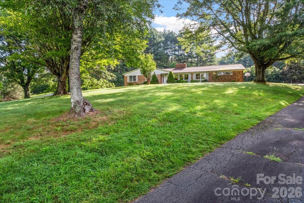 235 Rolling Ridge Loop Property Photo 44