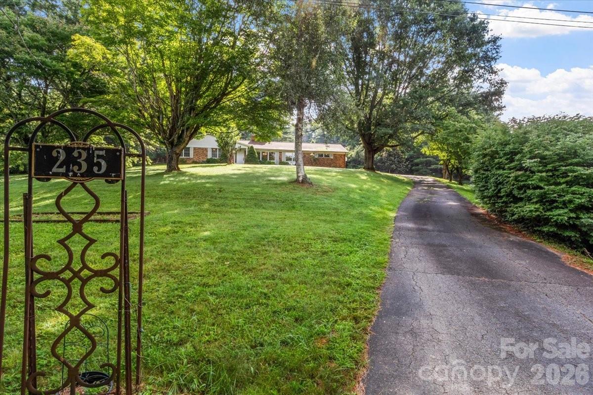 235 Rolling Ridge Loop Property Photo 45