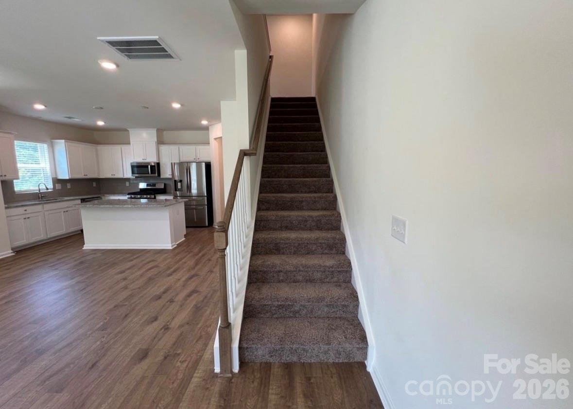 2741 Aubrey Street Property Photo 11