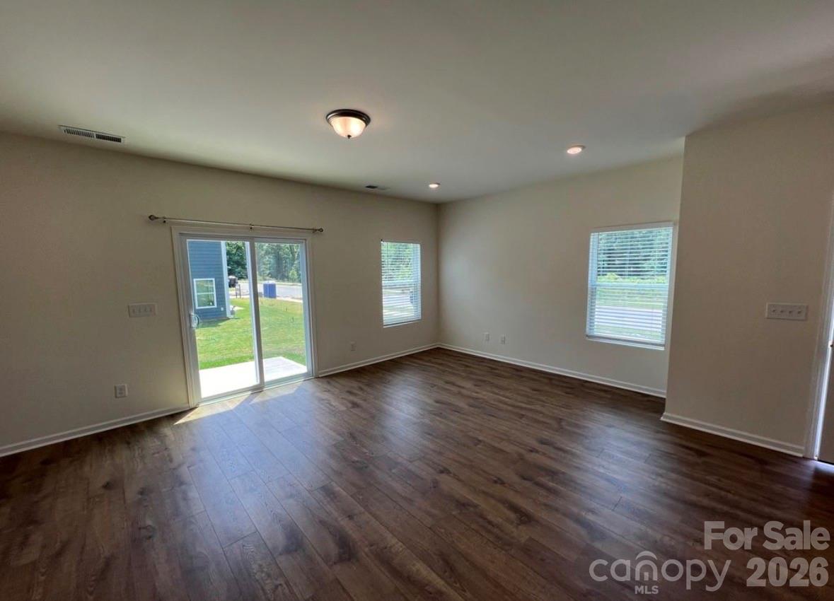2741 Aubrey Street Property Photo 27