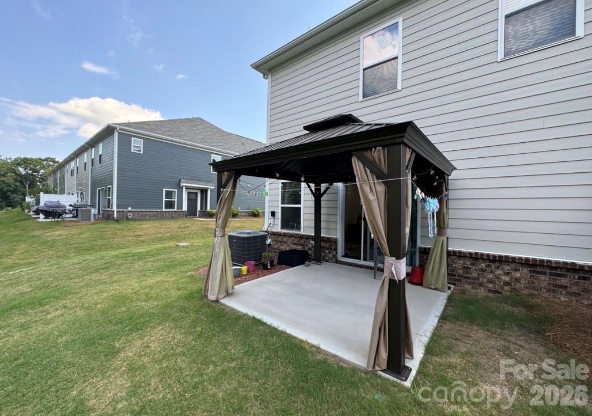 2741 Aubrey Street Property Photo 29