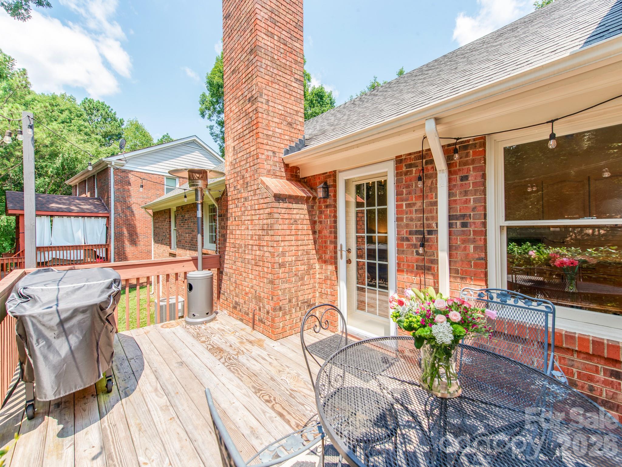 621 Laurel Fork Drive Property Photo 17