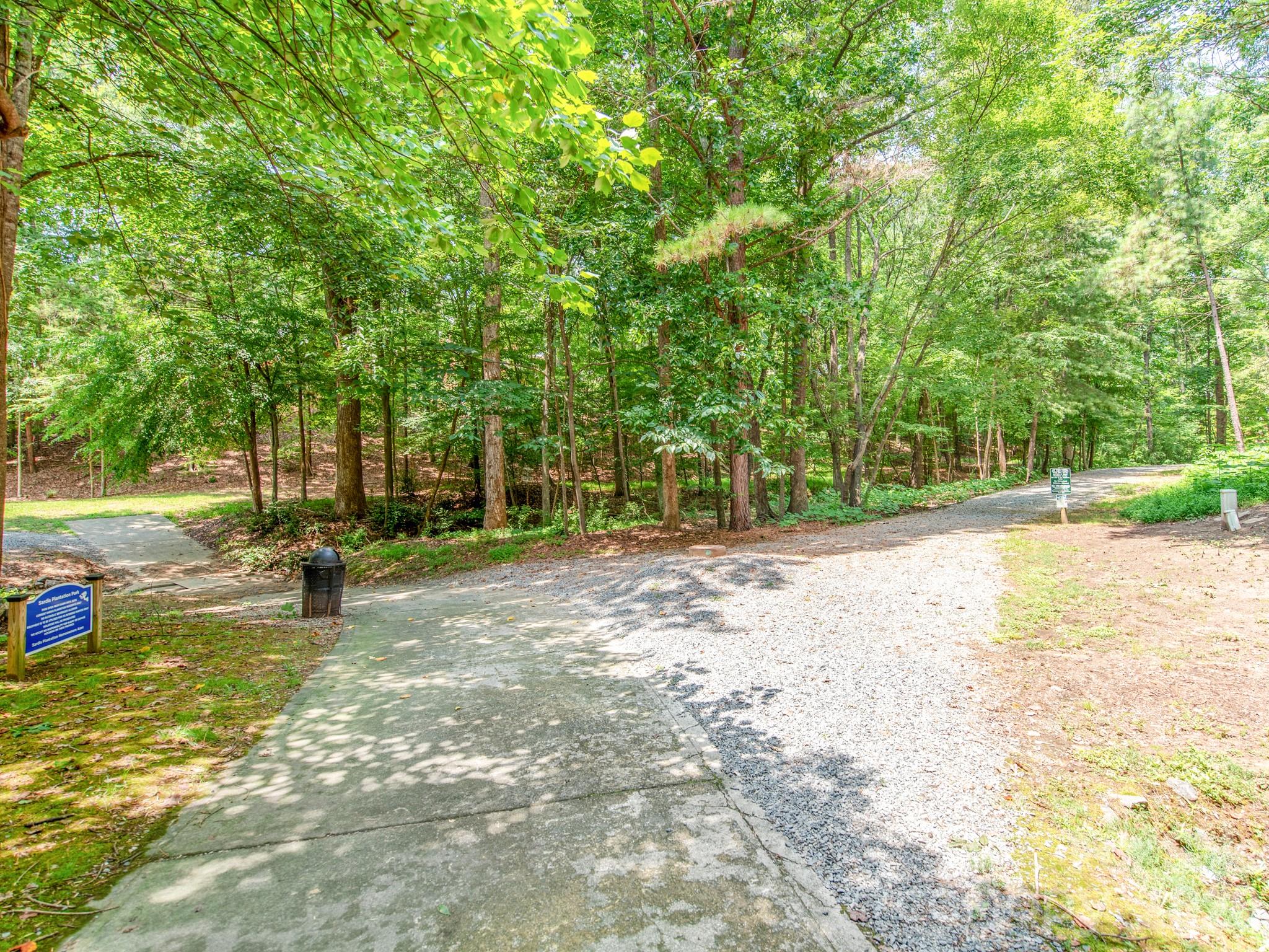 621 Laurel Fork Drive Property Photo 21