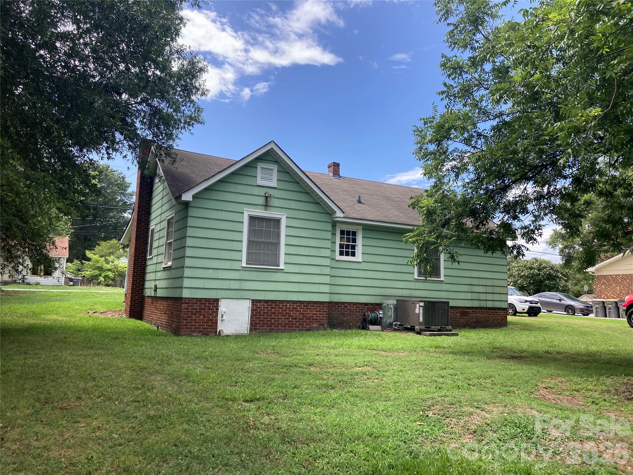 2407 Florida Avenue Property Photo 2