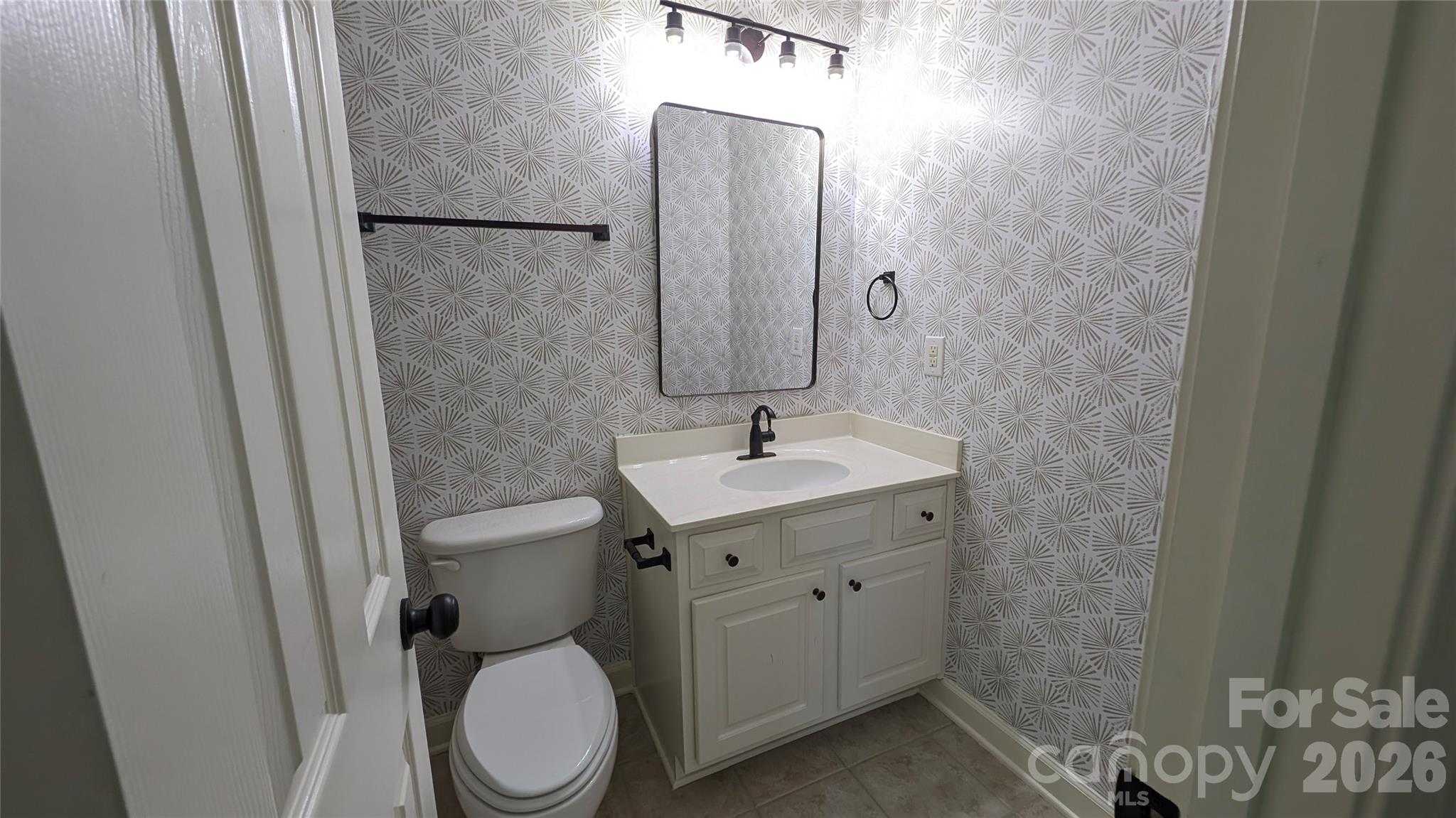 2421 Arden Gate Lane Property Photo 33