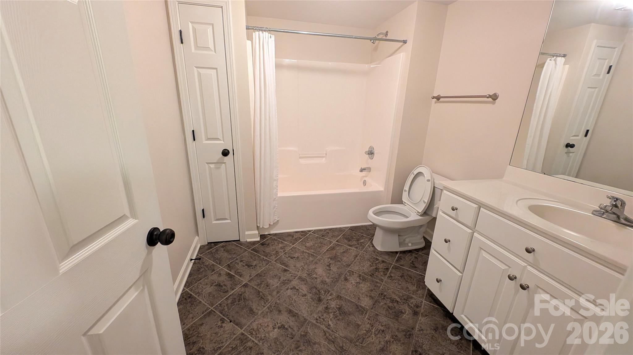 2421 Arden Gate Lane Property Photo 38