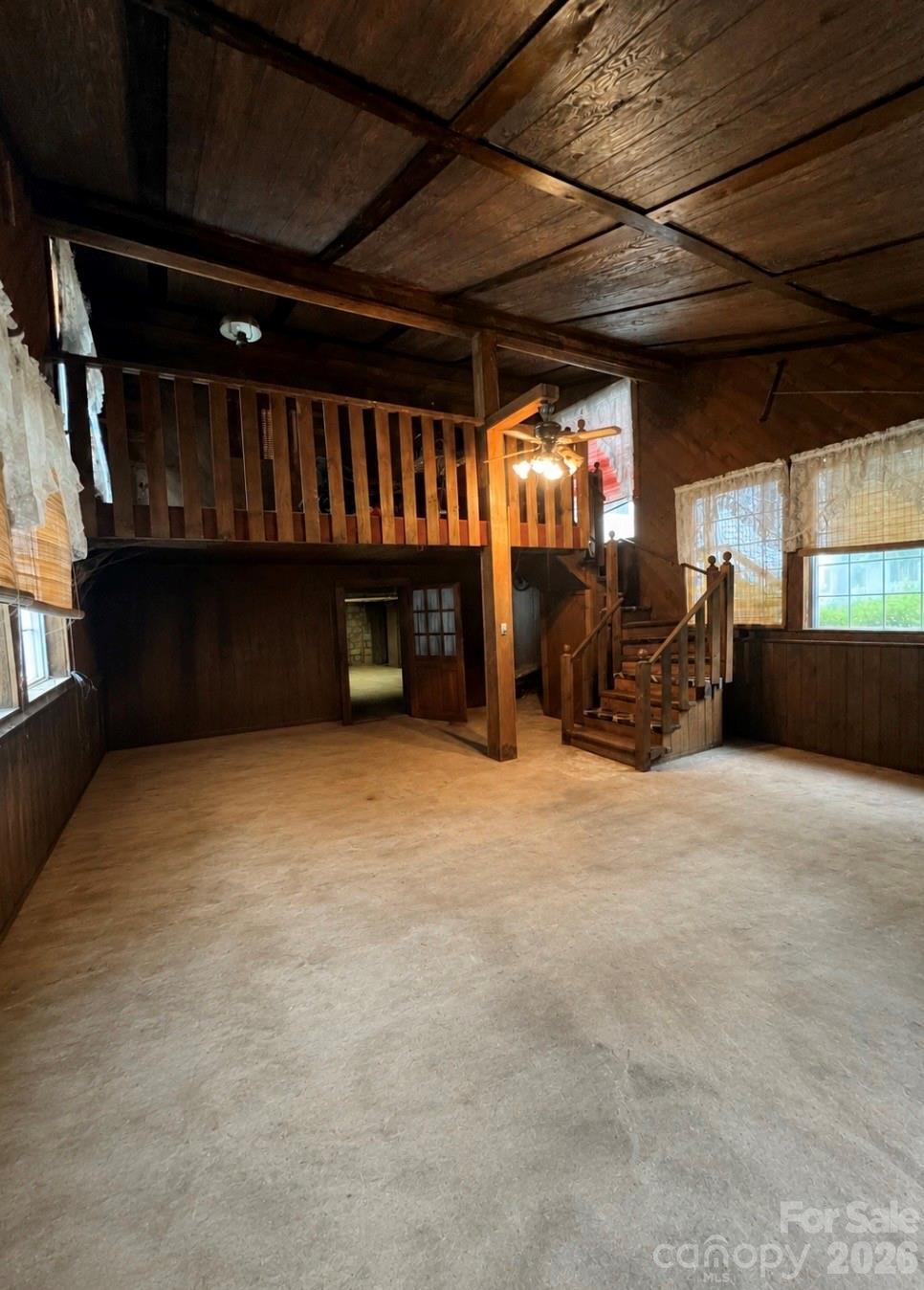 436 E Club Drive Property Photo 17