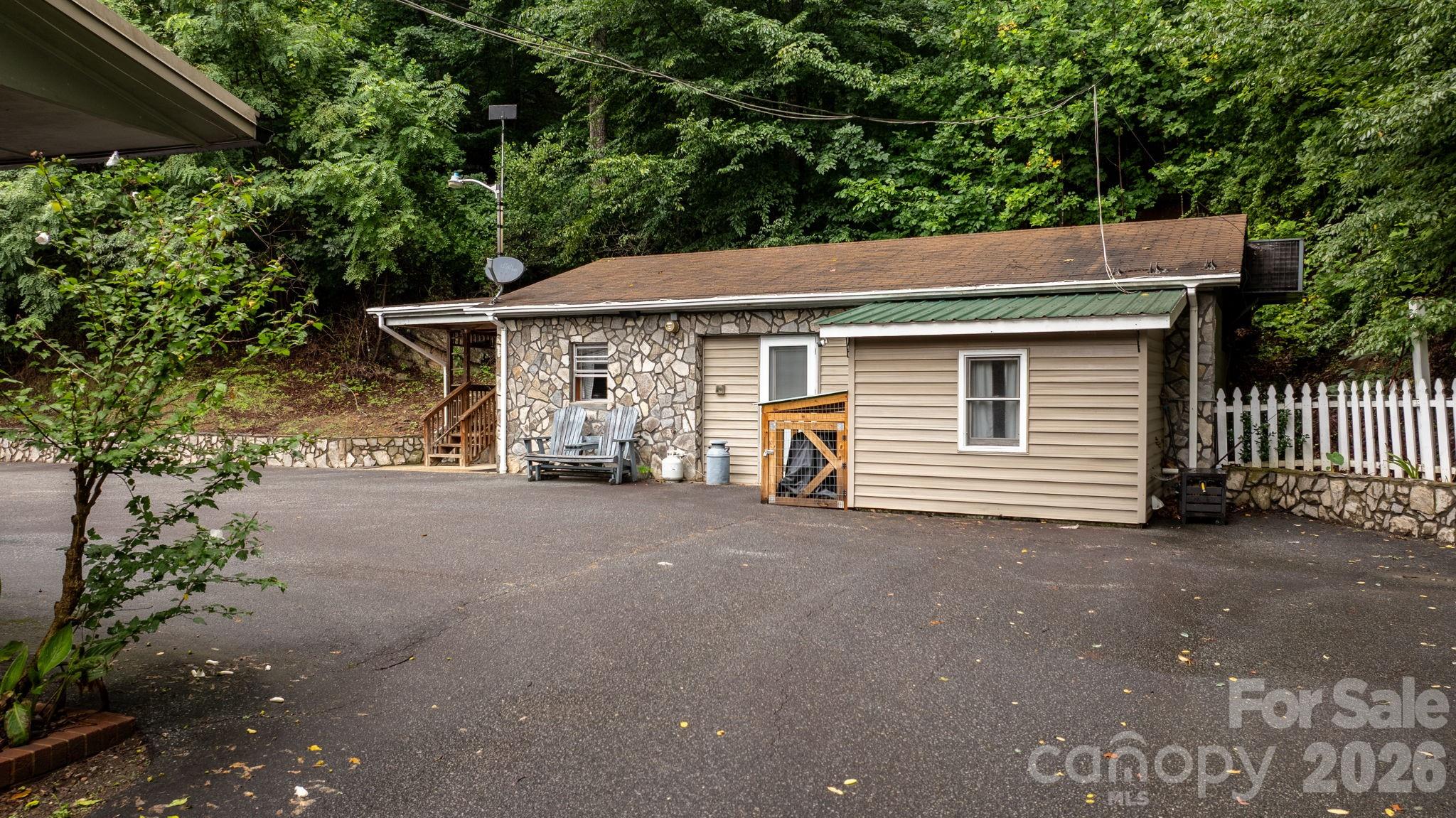 1755 F M Mclean Place Property Photo 26