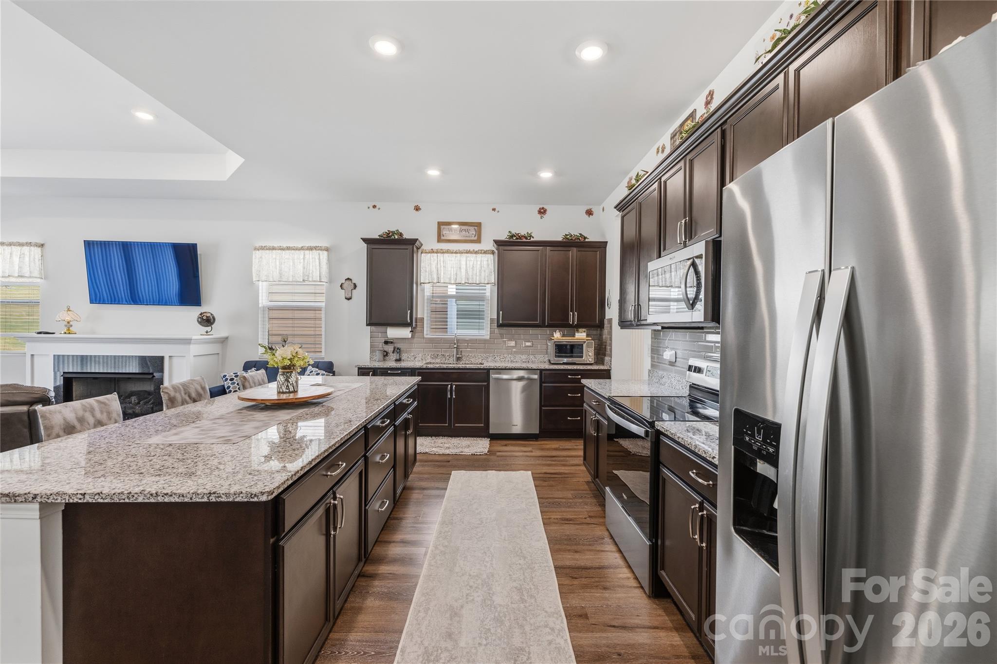 6612 Star Drive Property Photo 8