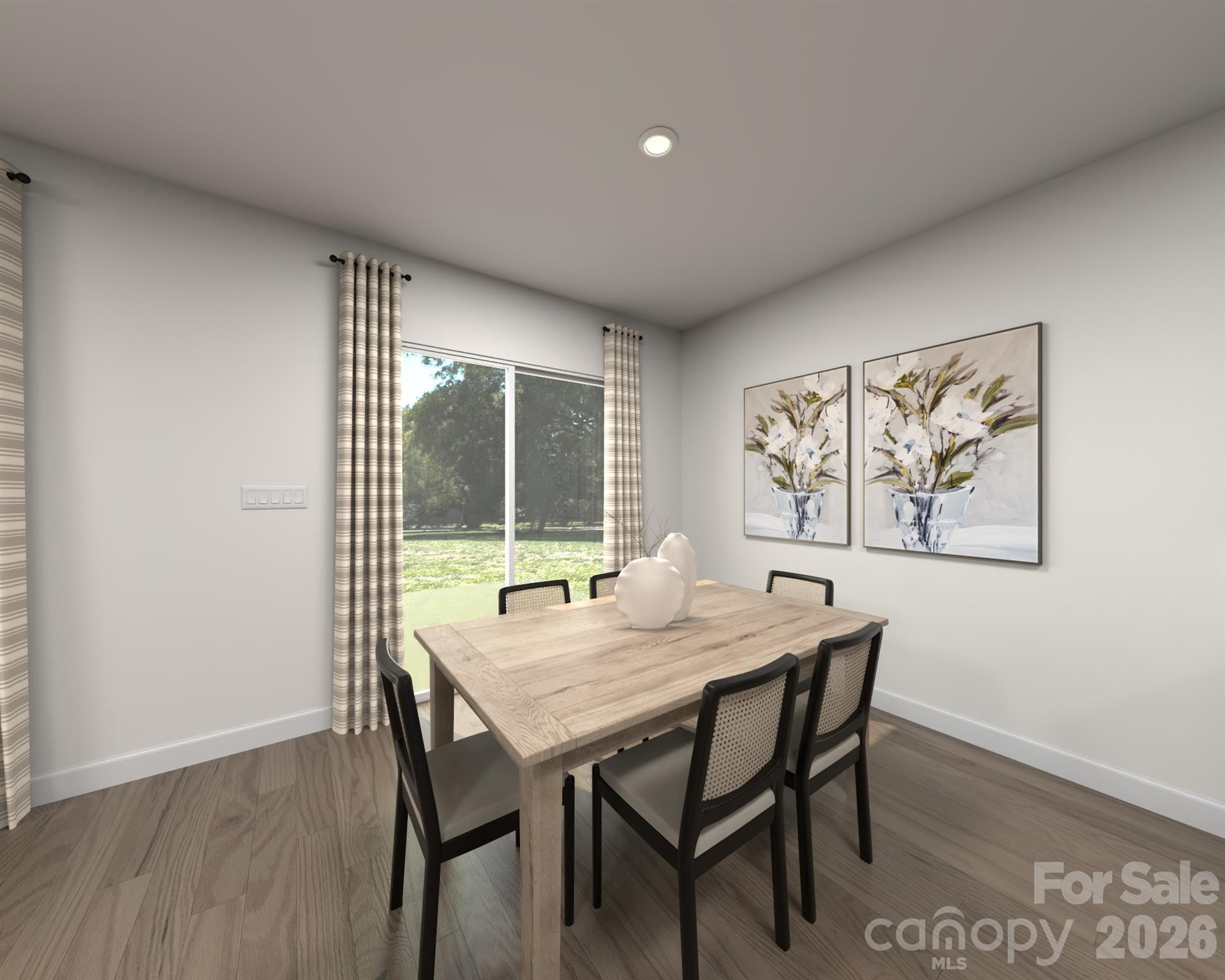 2445 Maxton Drive Property Photo 8