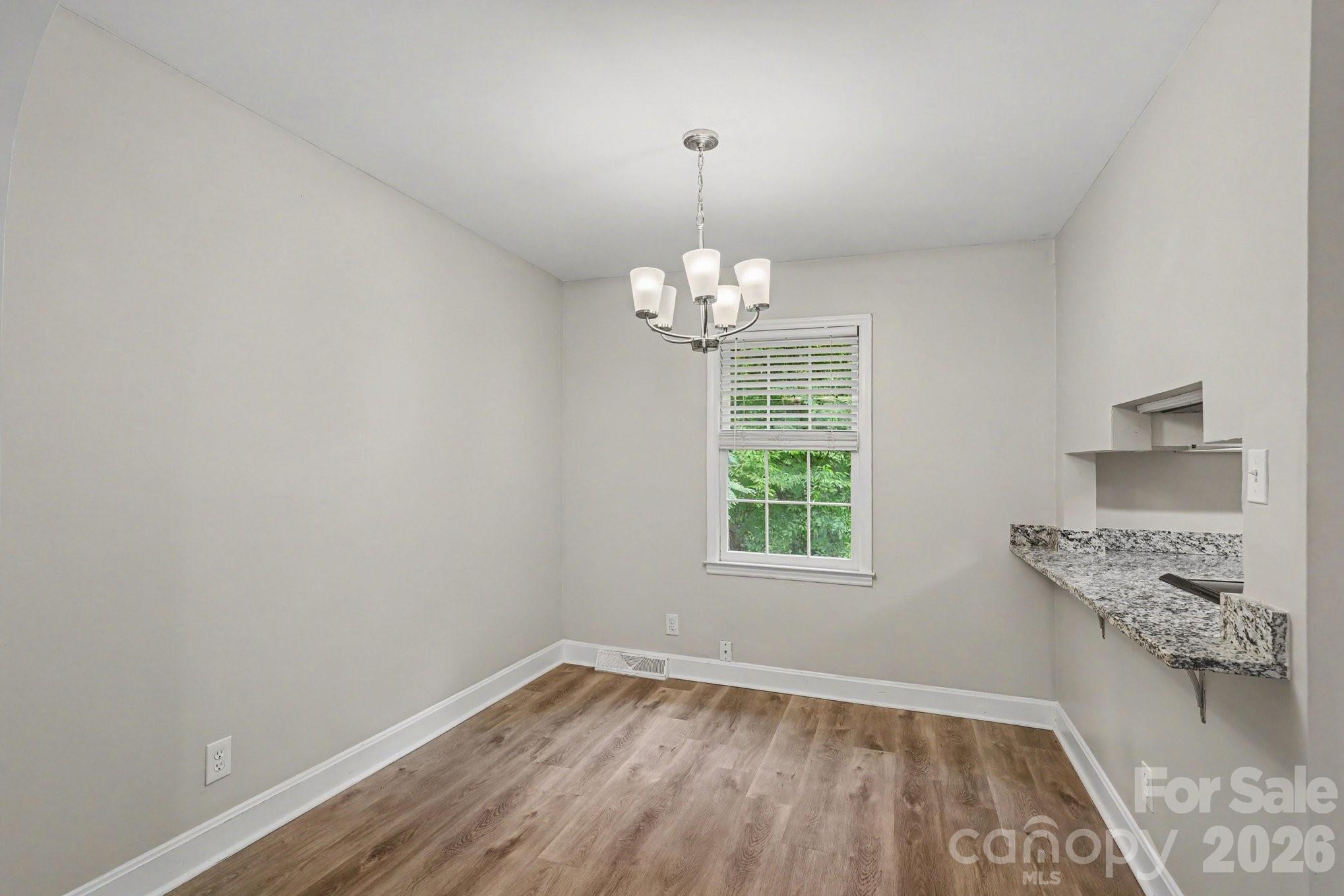 6601 Lynfield Drive Property Photo 7