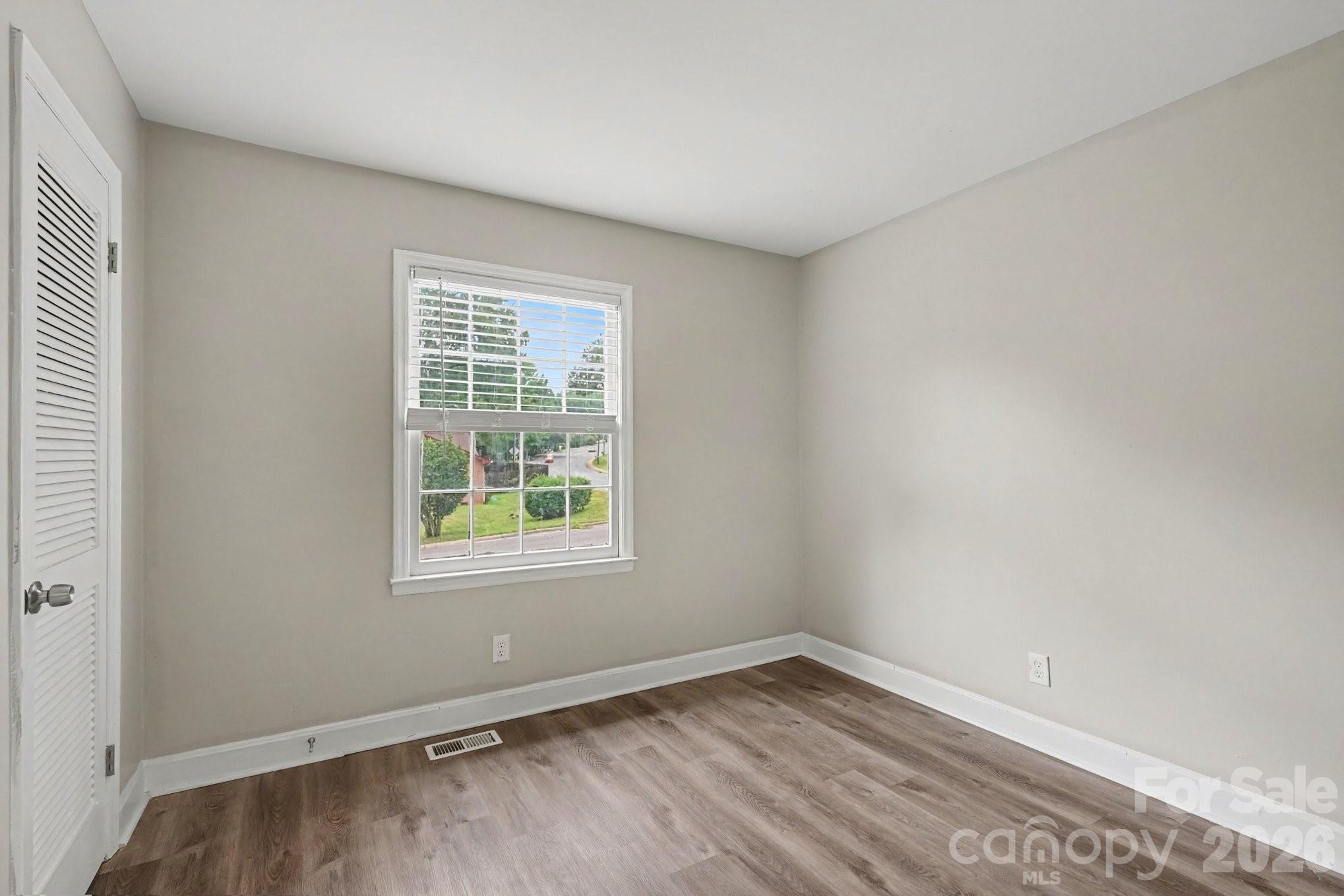 6601 Lynfield Drive Property Photo 10