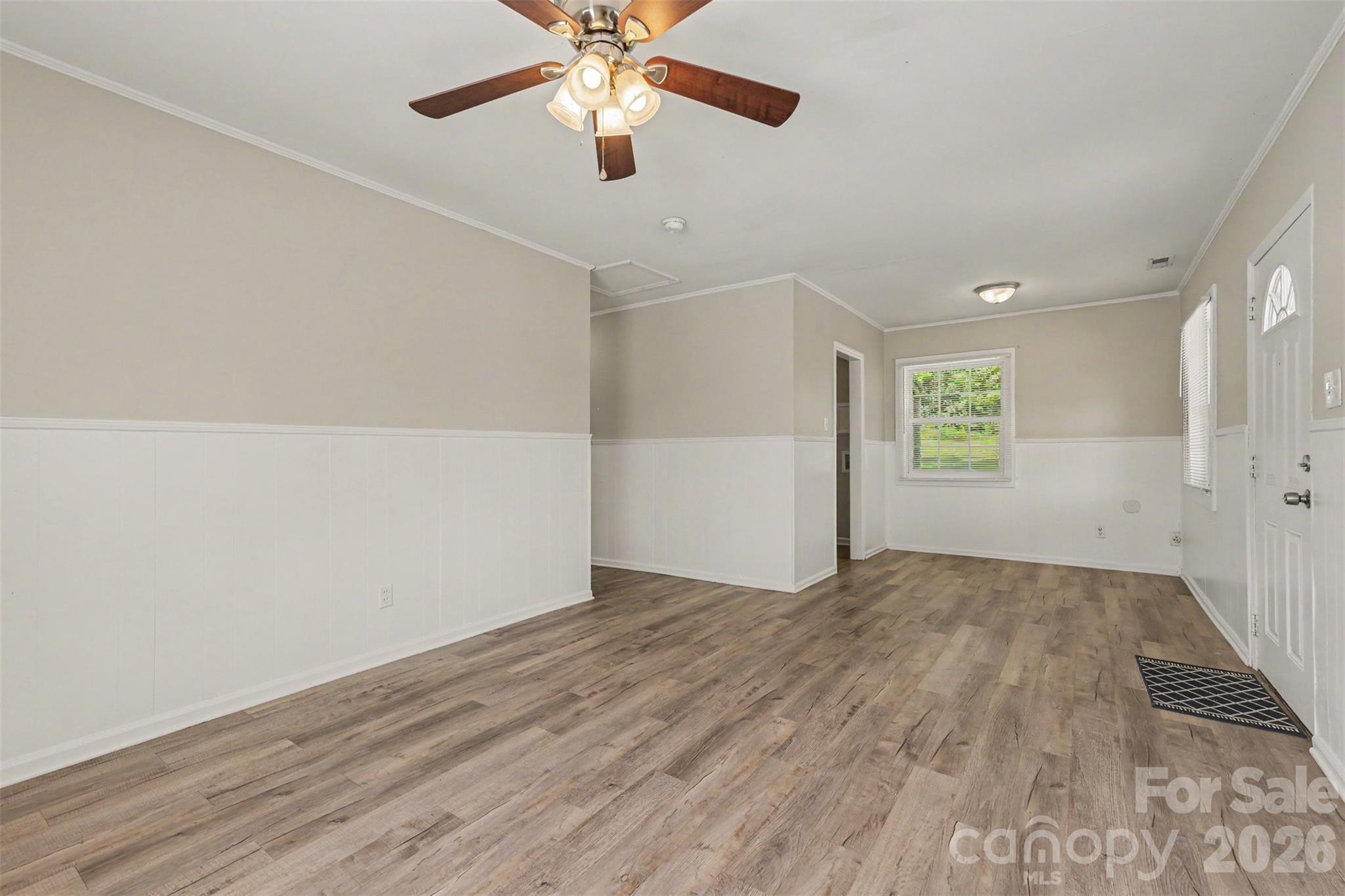 1037 Cherokee Avenue Property Photo 7