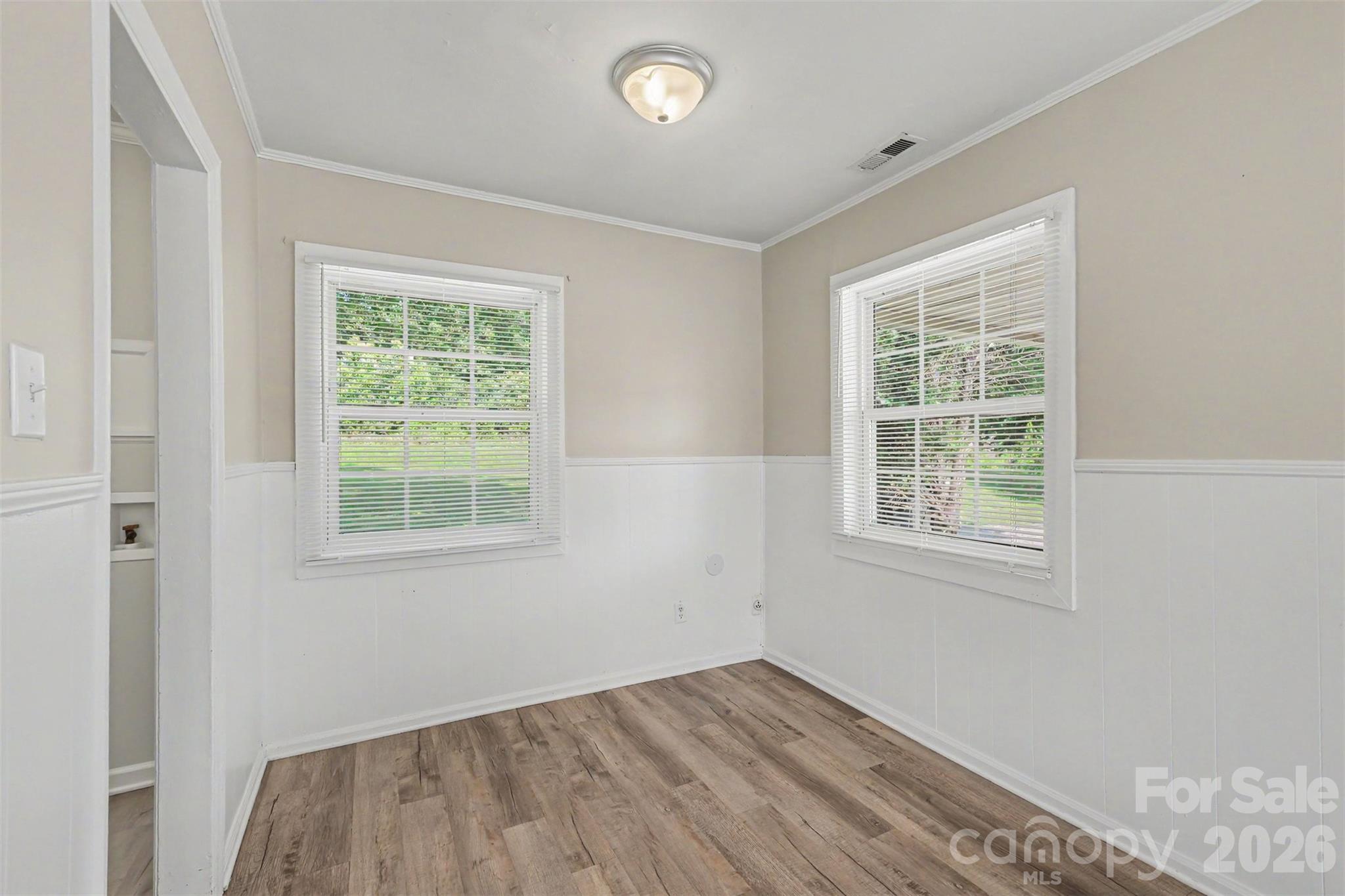 1037 Cherokee Avenue Property Photo 8