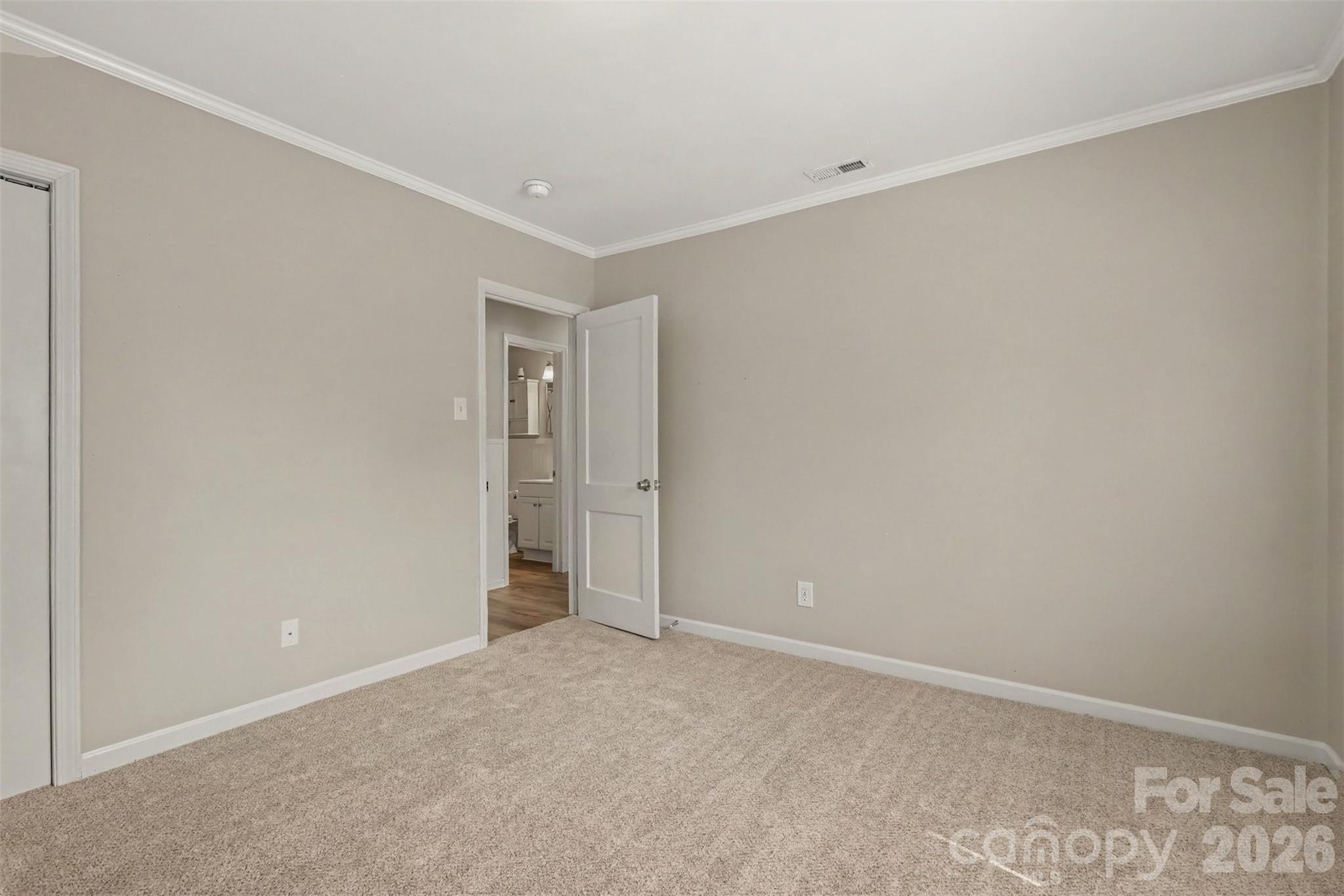 1037 Cherokee Avenue Property Photo 20