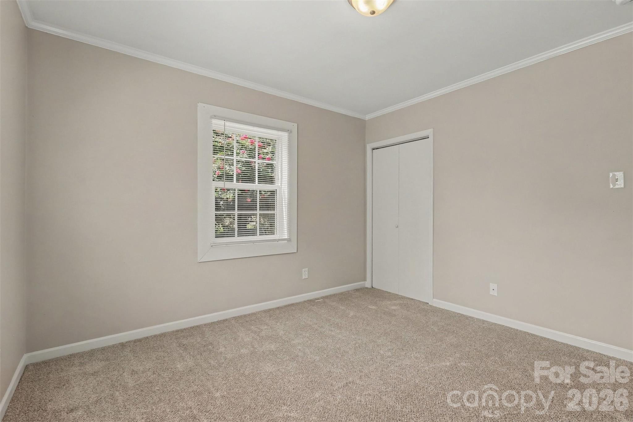 1037 Cherokee Avenue Property Photo 21
