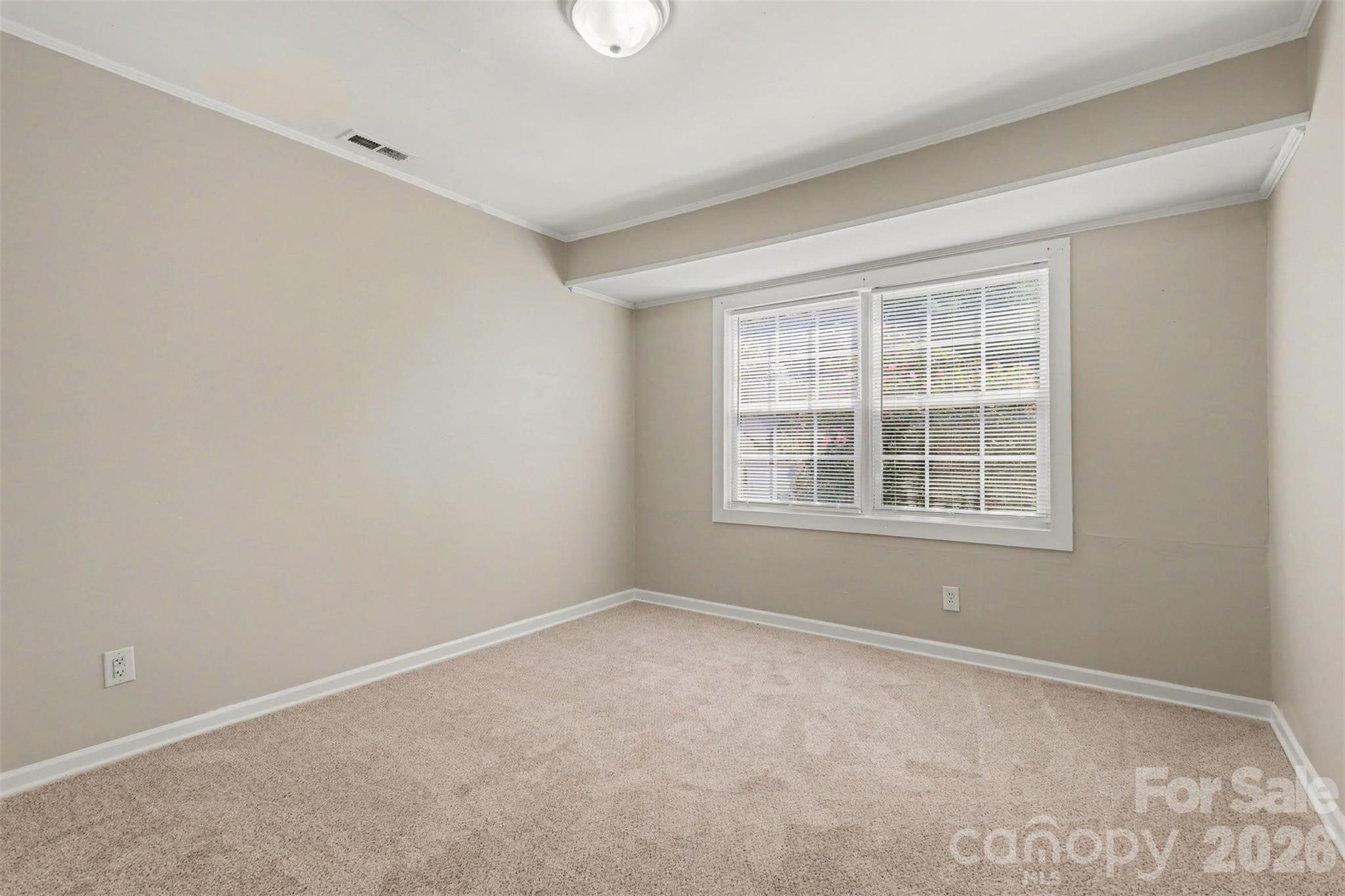 1037 Cherokee Avenue Property Photo 23