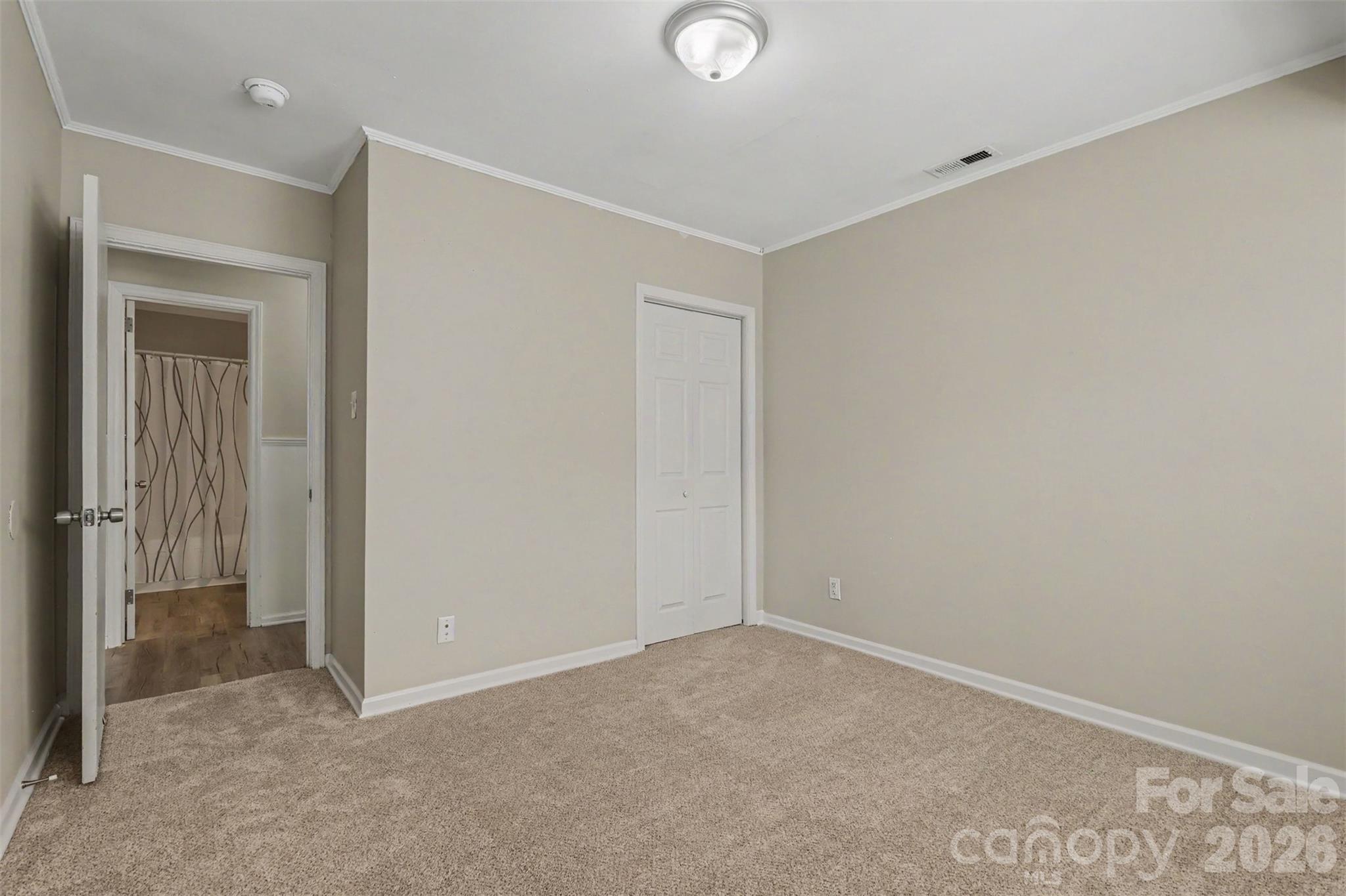 1037 Cherokee Avenue Property Photo 24