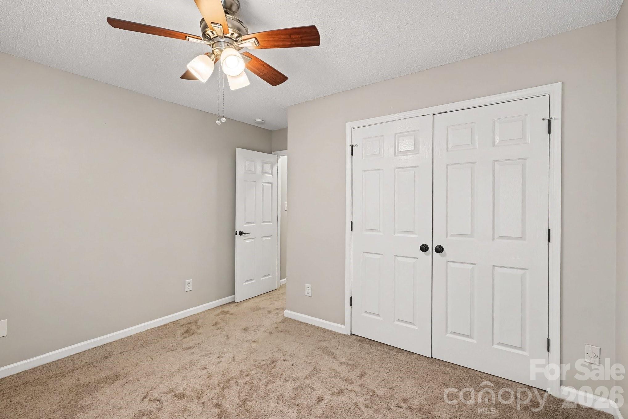 12616 Coral Sunrise Drive Property Photo 19
