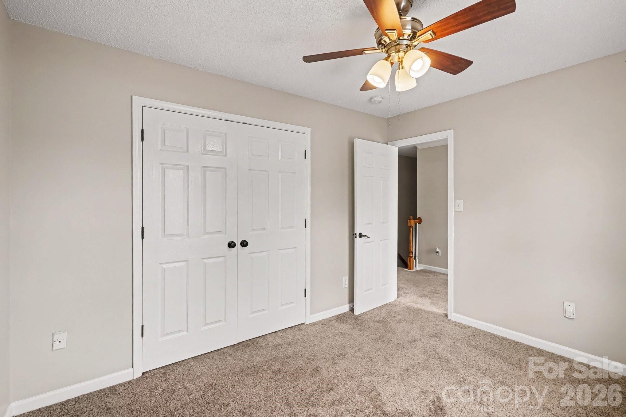 12616 Coral Sunrise Drive Property Photo 21