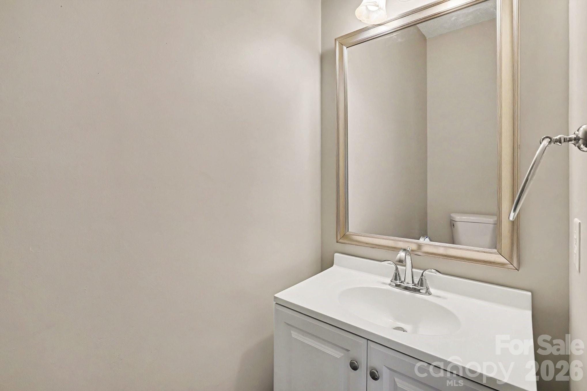 12616 Coral Sunrise Drive Property Photo 29