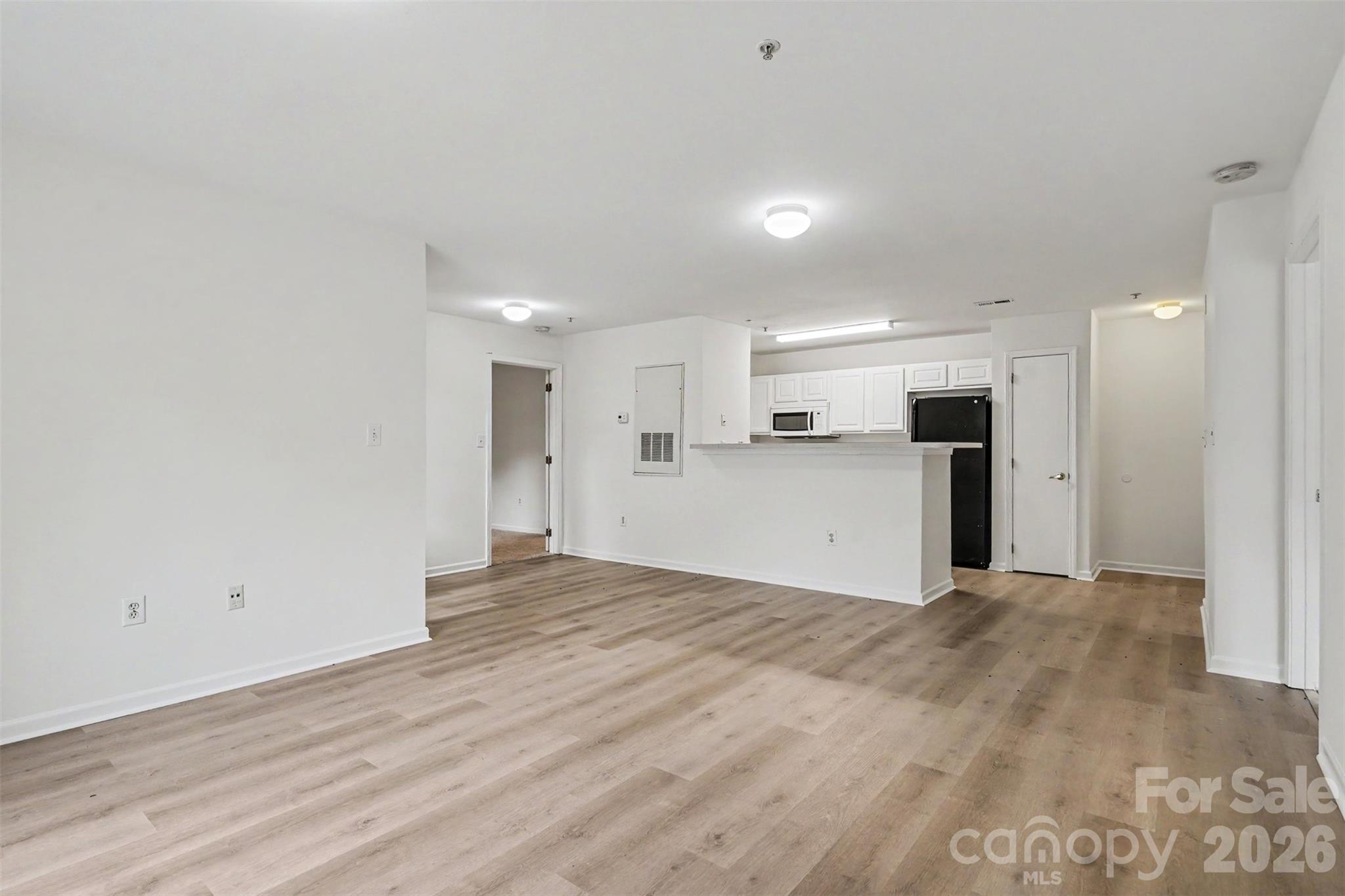 9849 Campus Walk Lane D Property Photo 10