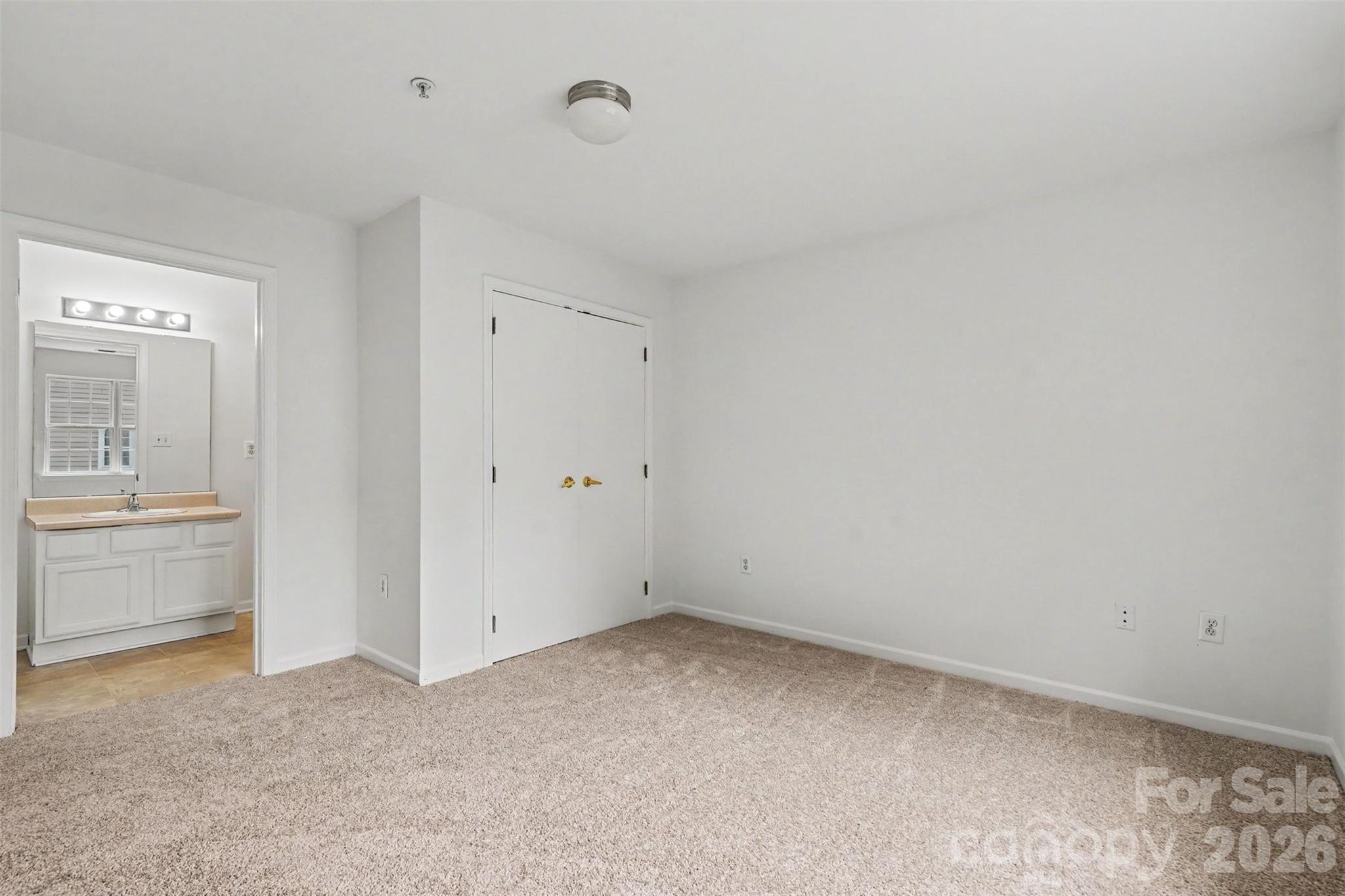 9849 Campus Walk Lane D Property Photo 23