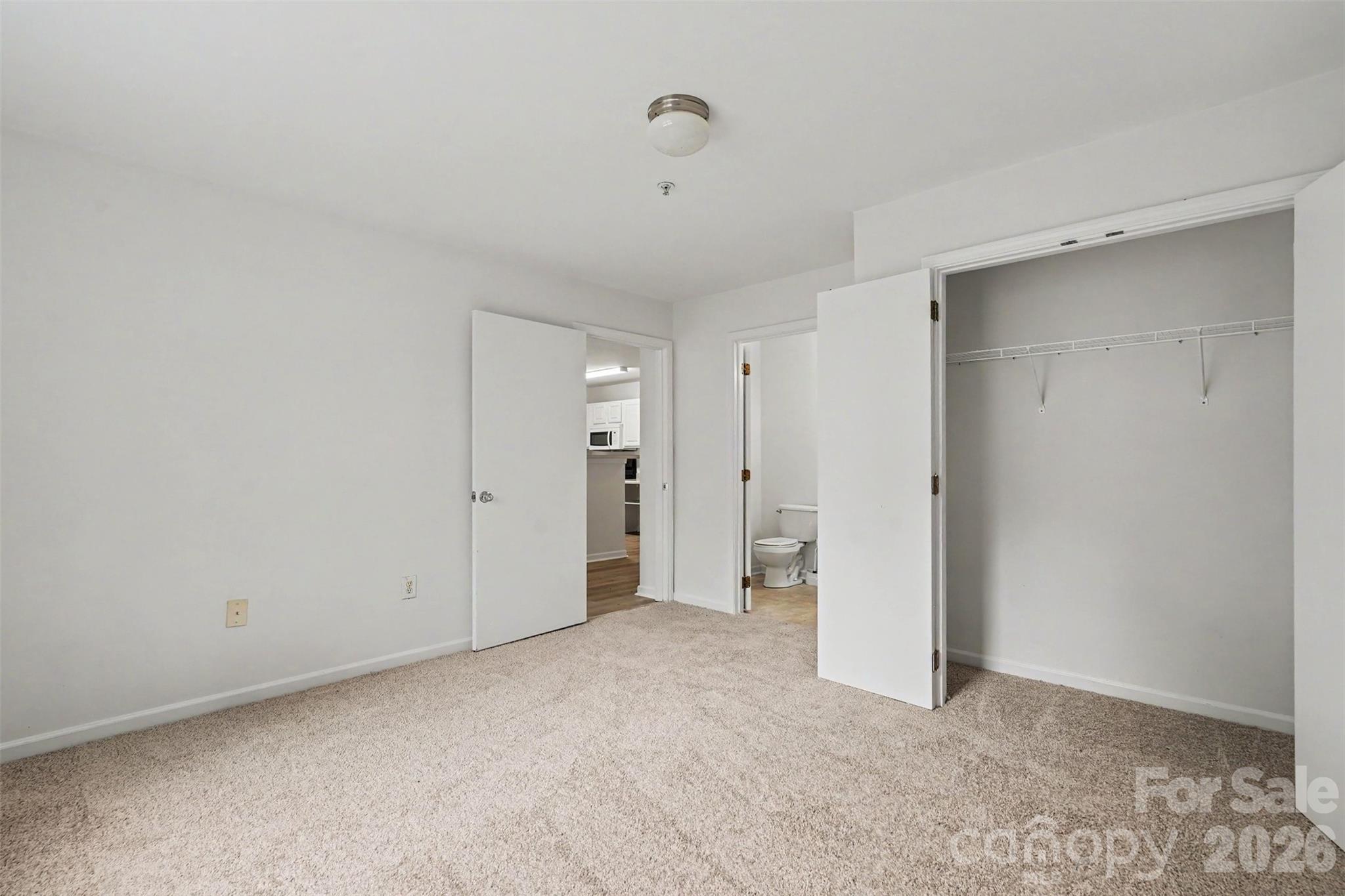 9849 Campus Walk Lane D Property Photo 24