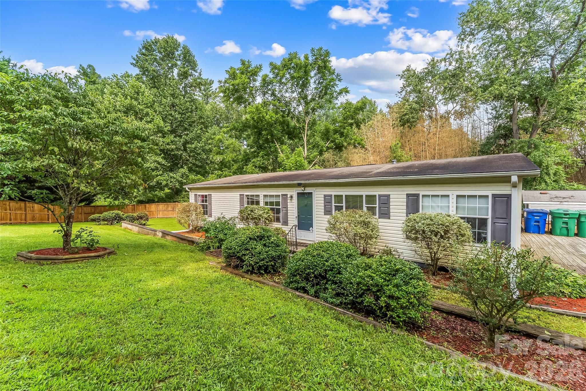 19 Brandon Lane Property Photo 2