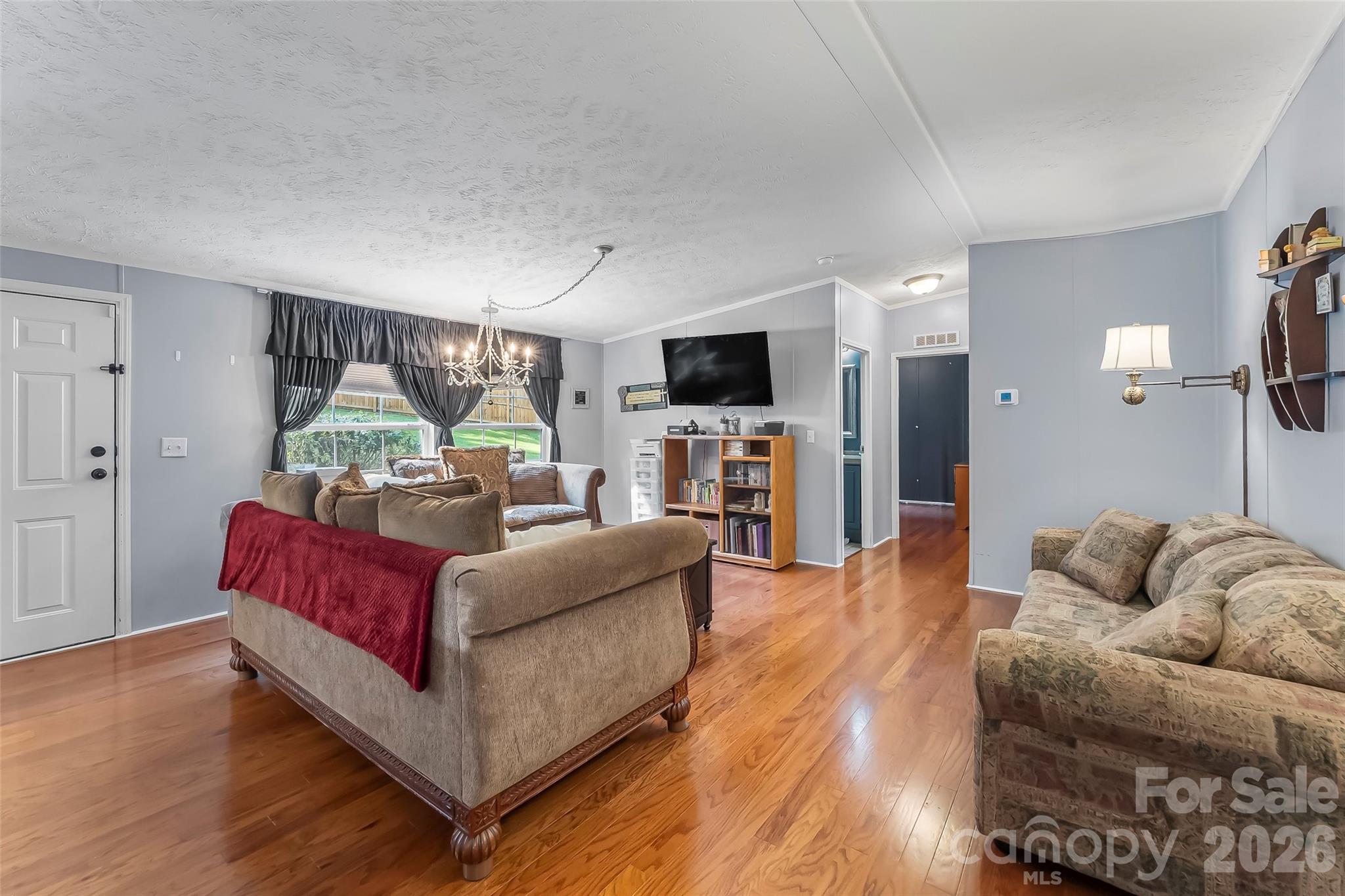 19 Brandon Lane Property Photo 3