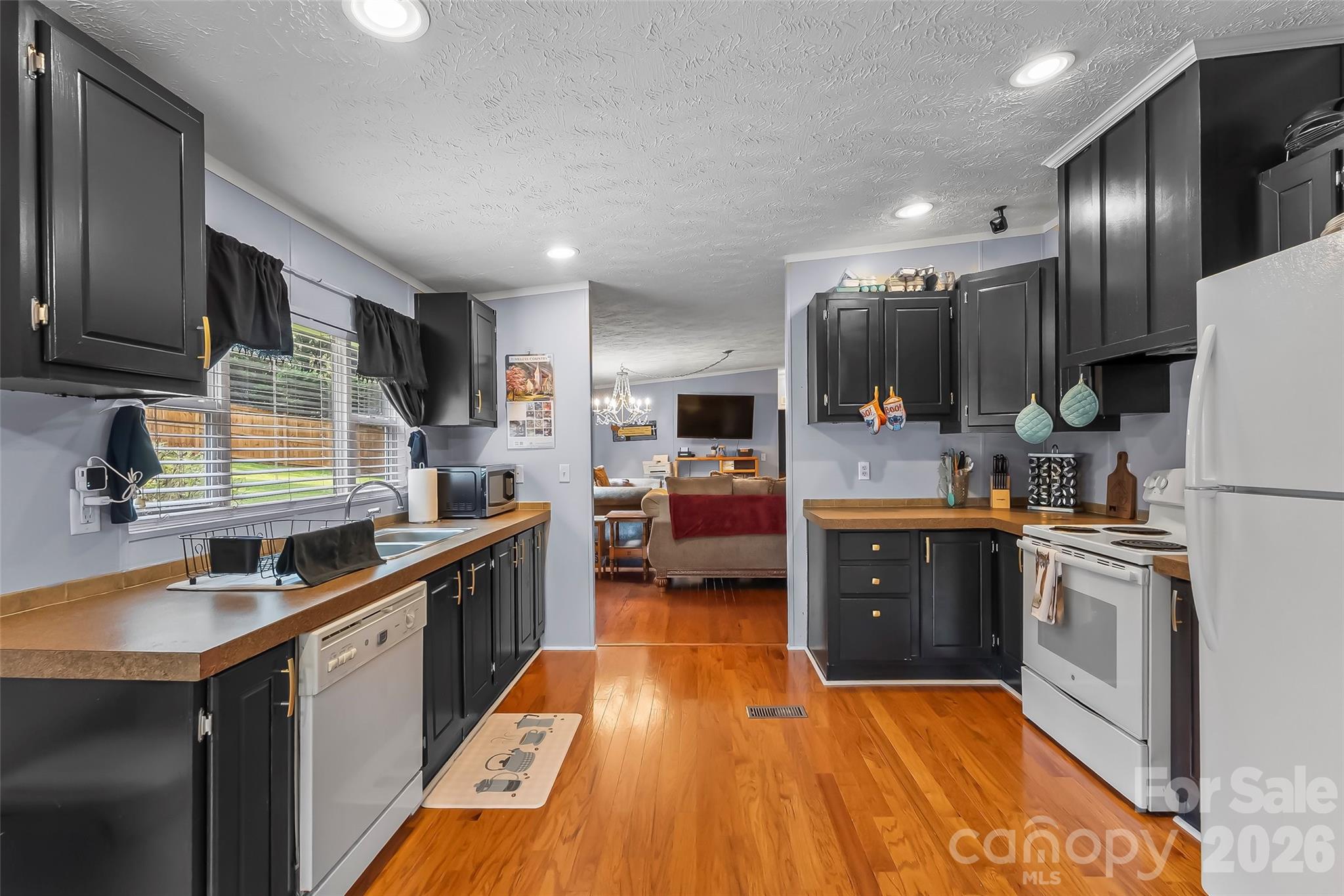 19 Brandon Lane Property Photo 6
