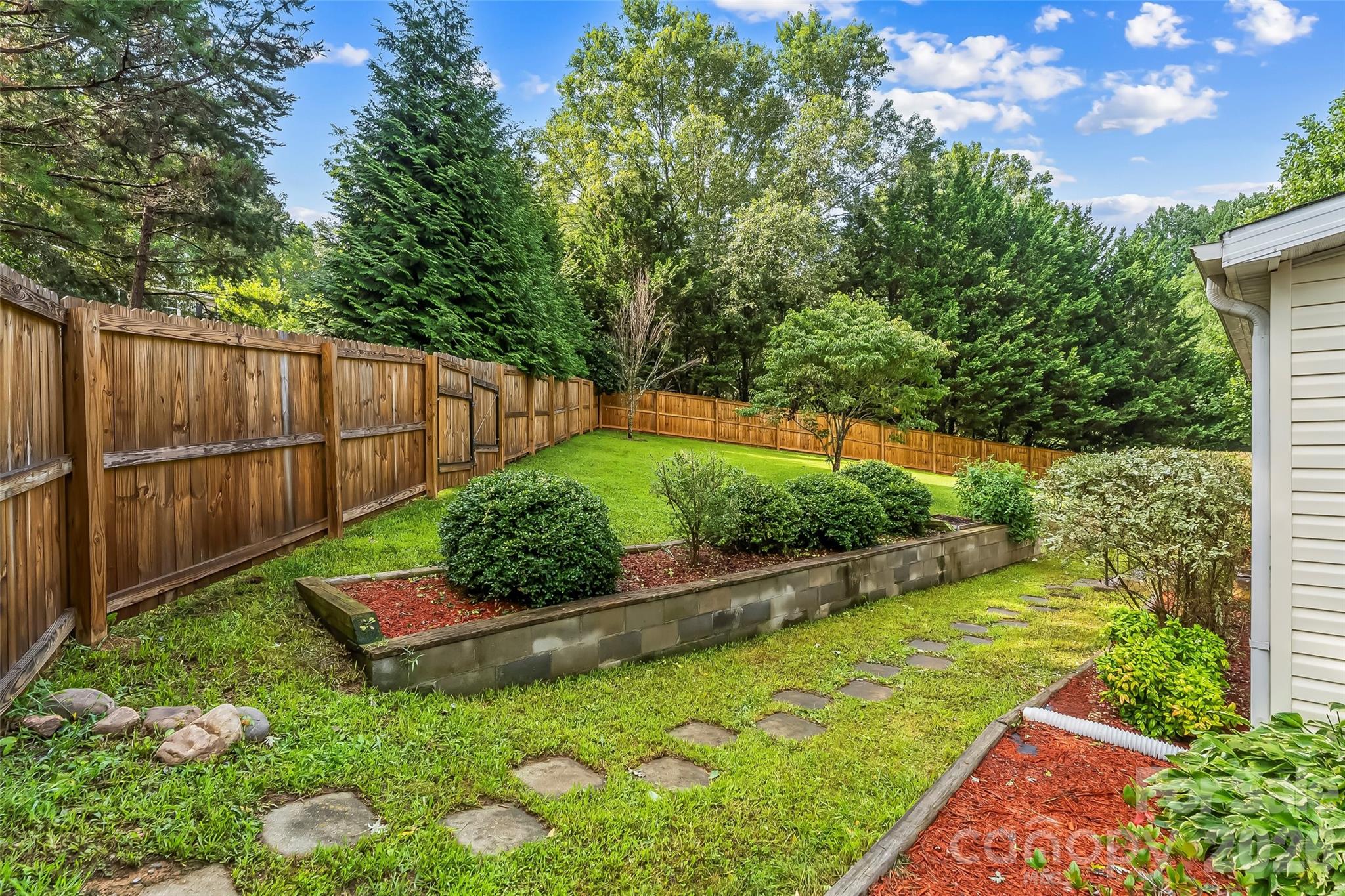 19 Brandon Lane Property Photo 21