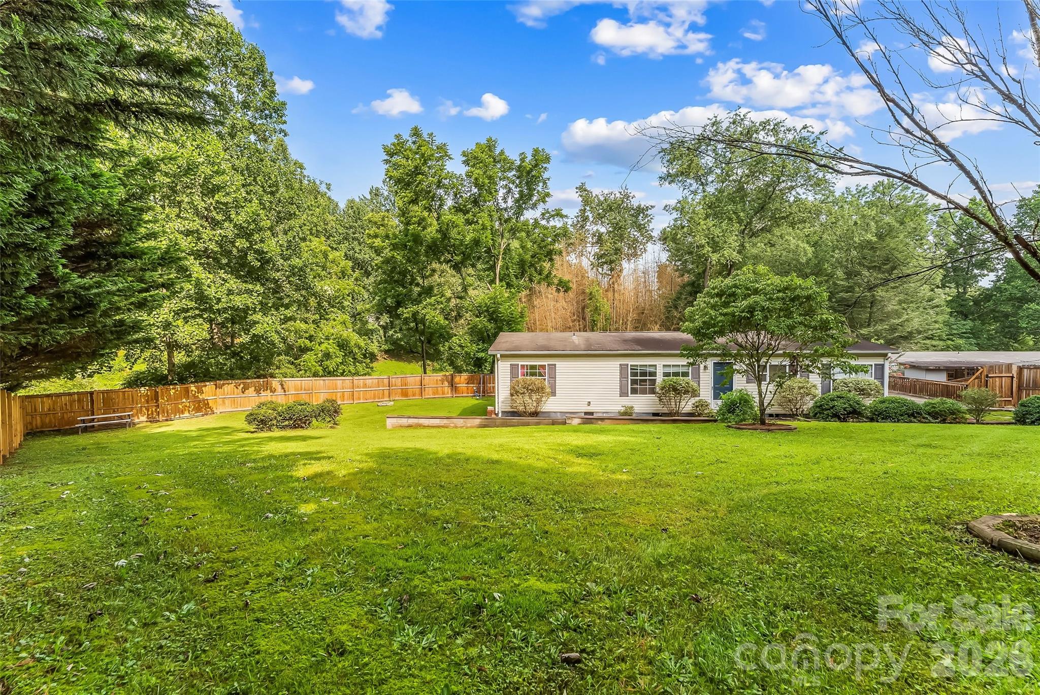 19 Brandon Lane Property Photo 25