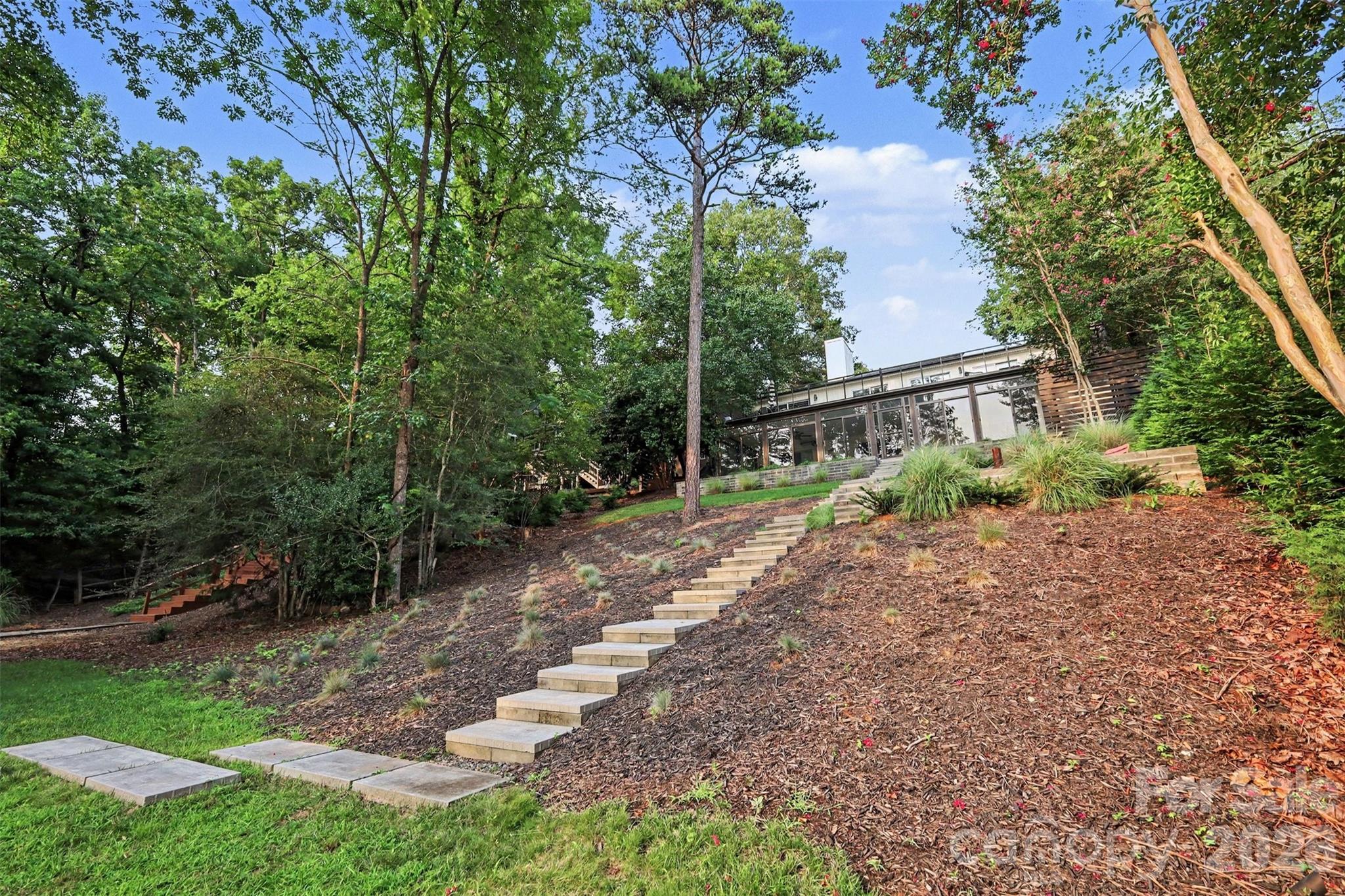 31002 Executive Point Property Photo 35
