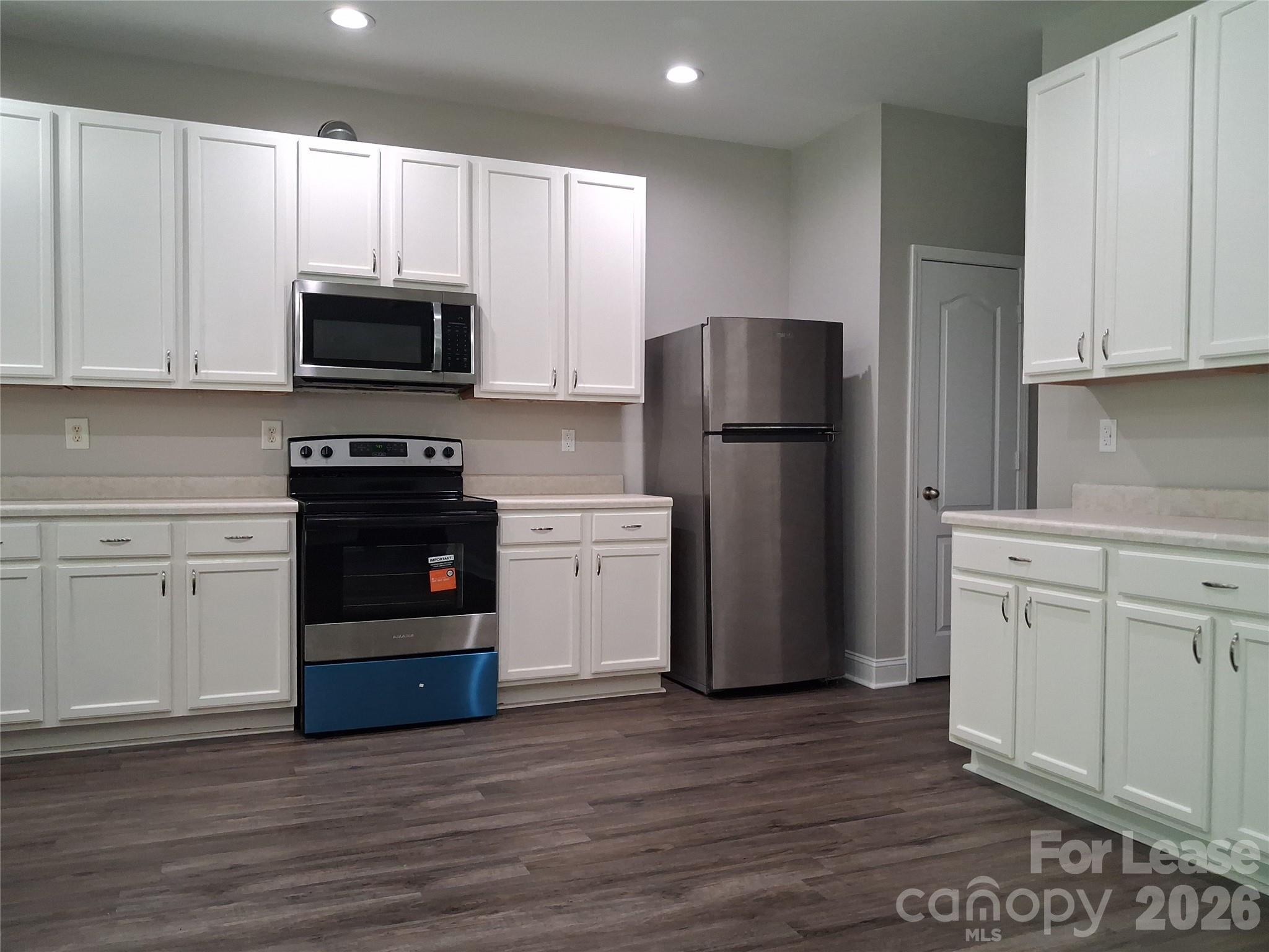 8214 Deodora Cedar Lane Property Photo 7