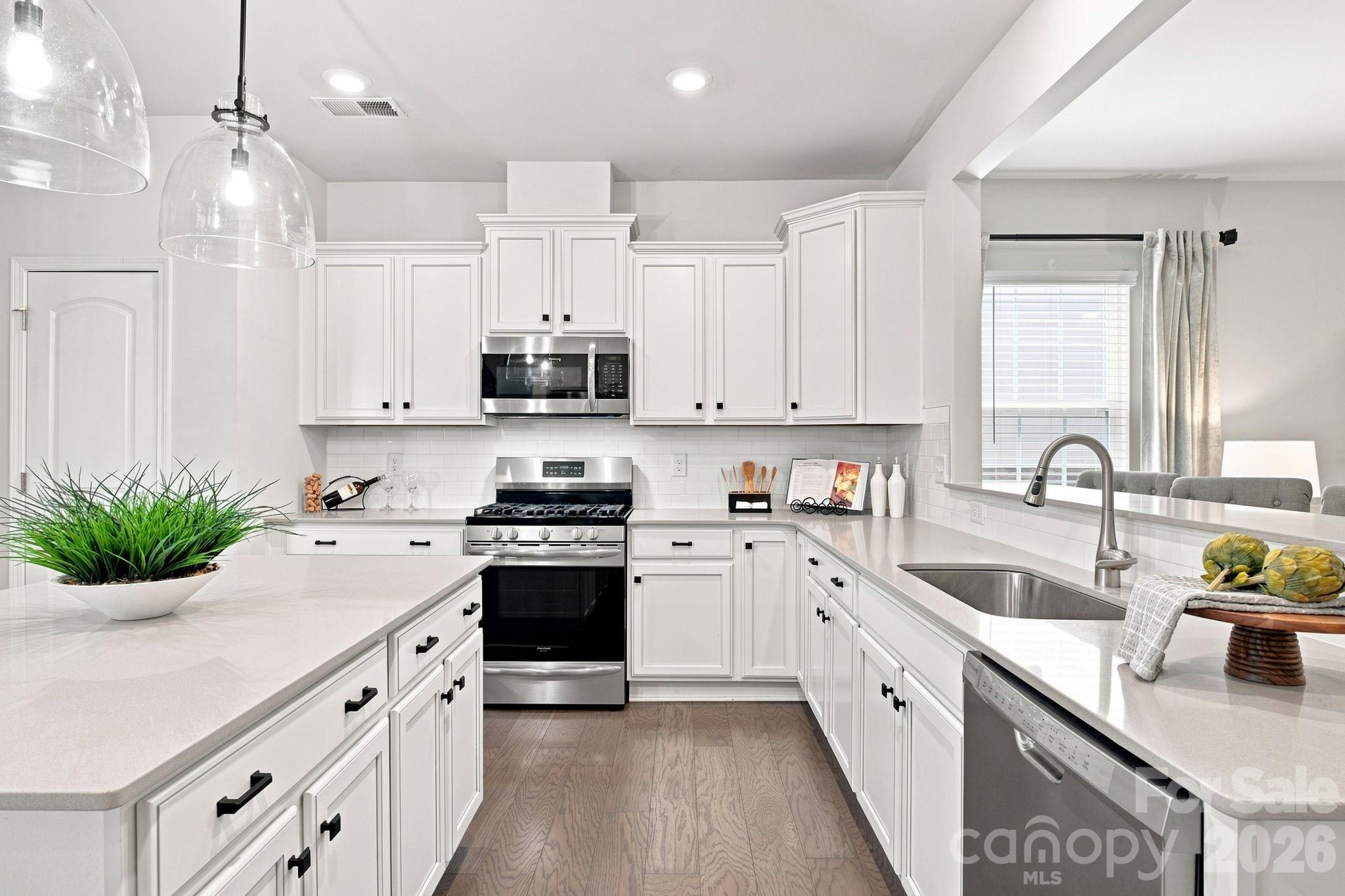 517 Cellini Place Property Photo 12
