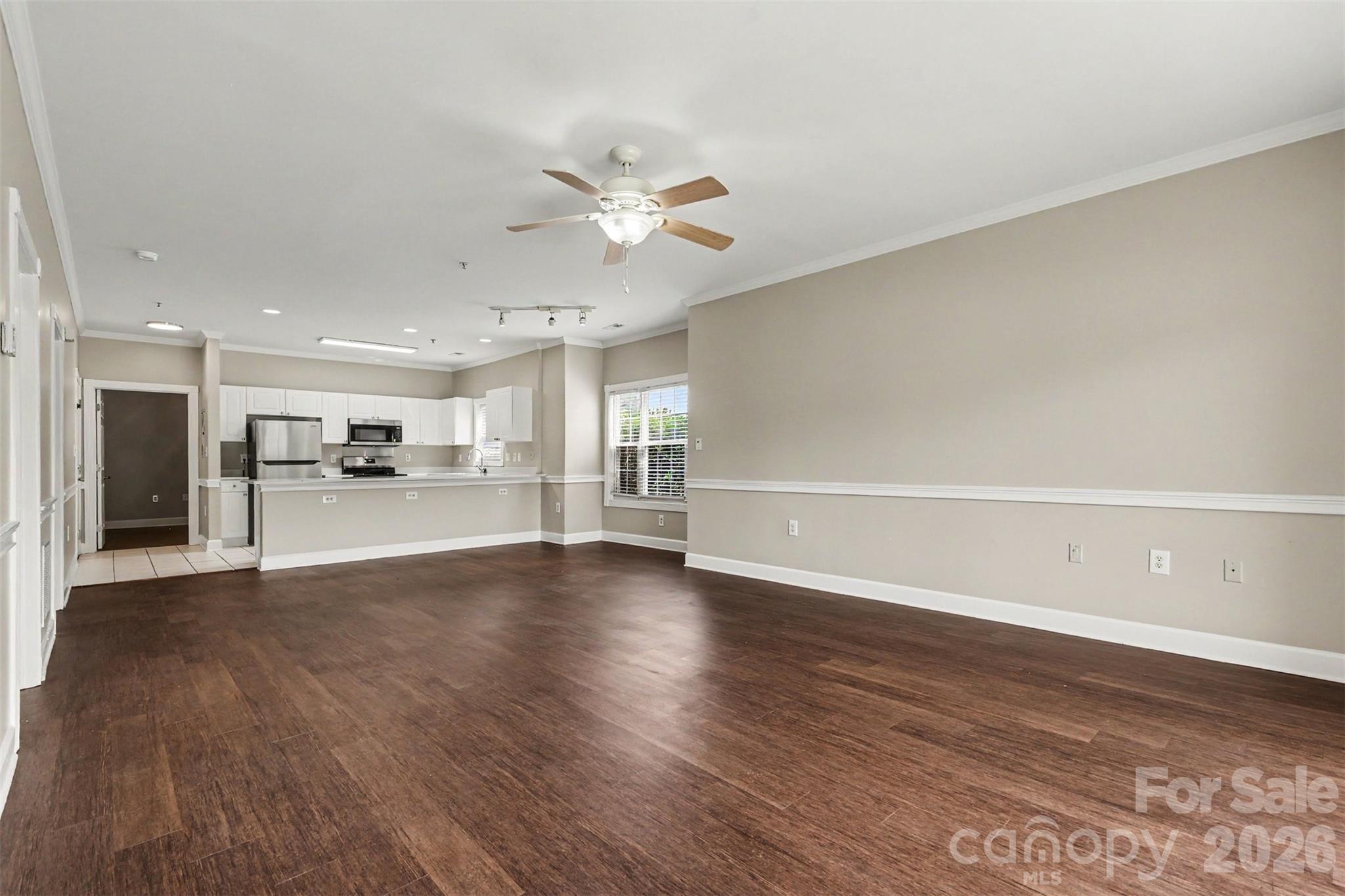 9041 Meadow Vista Road Property Photo 2