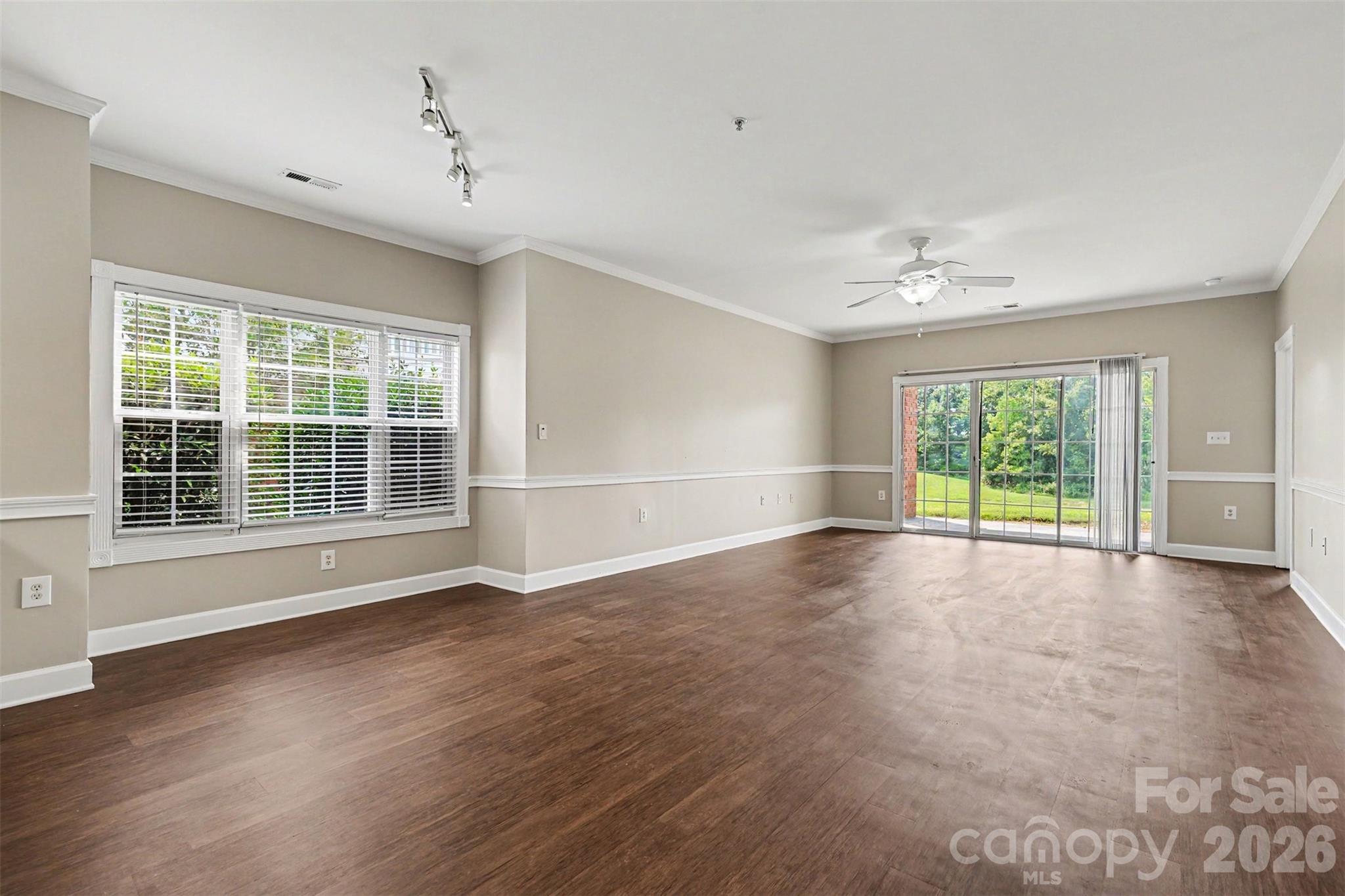 9041 Meadow Vista Road Property Photo 7