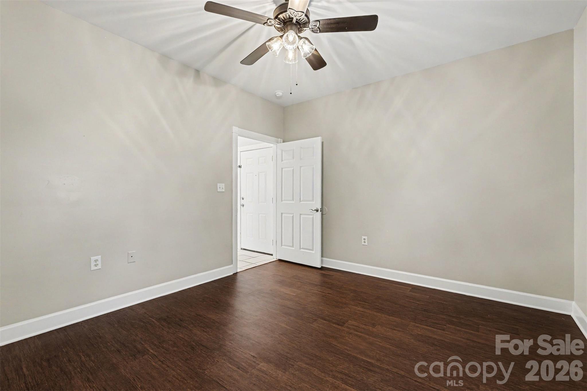 9041 Meadow Vista Road Property Photo 15
