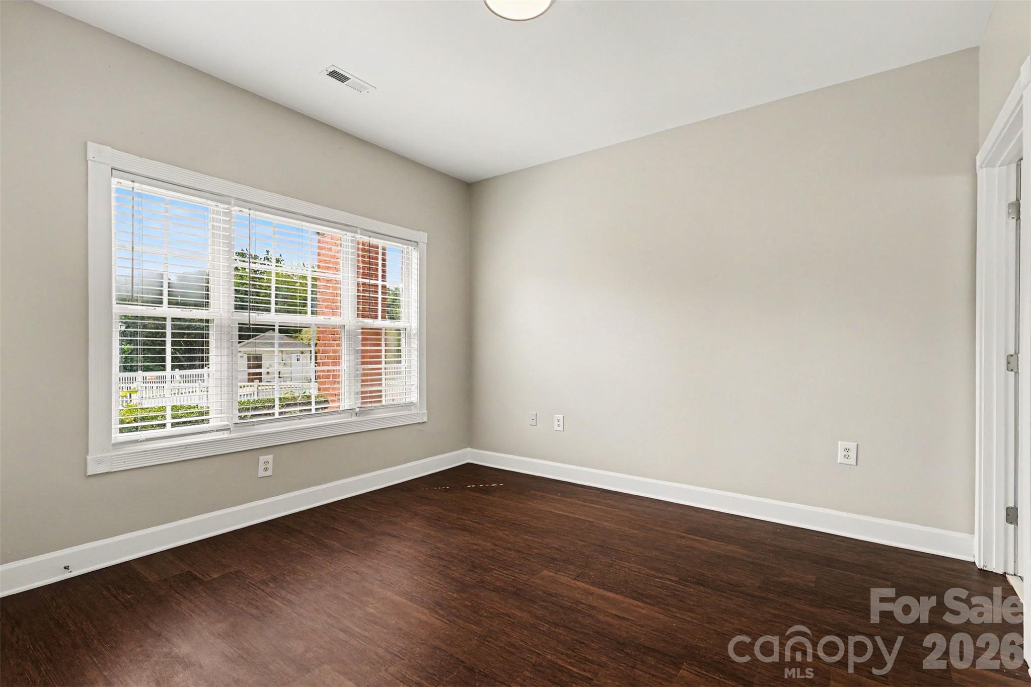 9041 Meadow Vista Road Property Photo 17