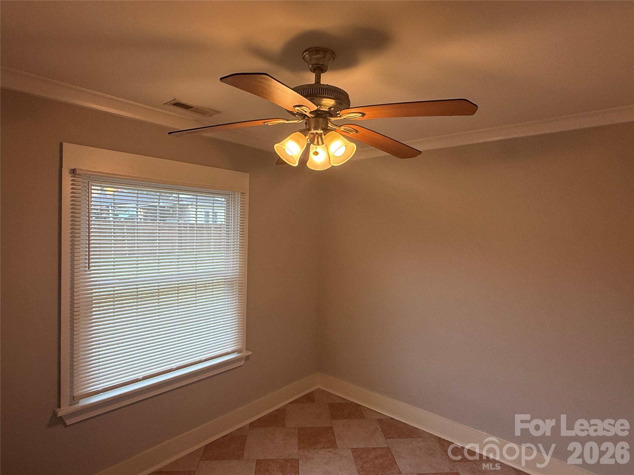 2623 Greenland Avenue Property Photo 6