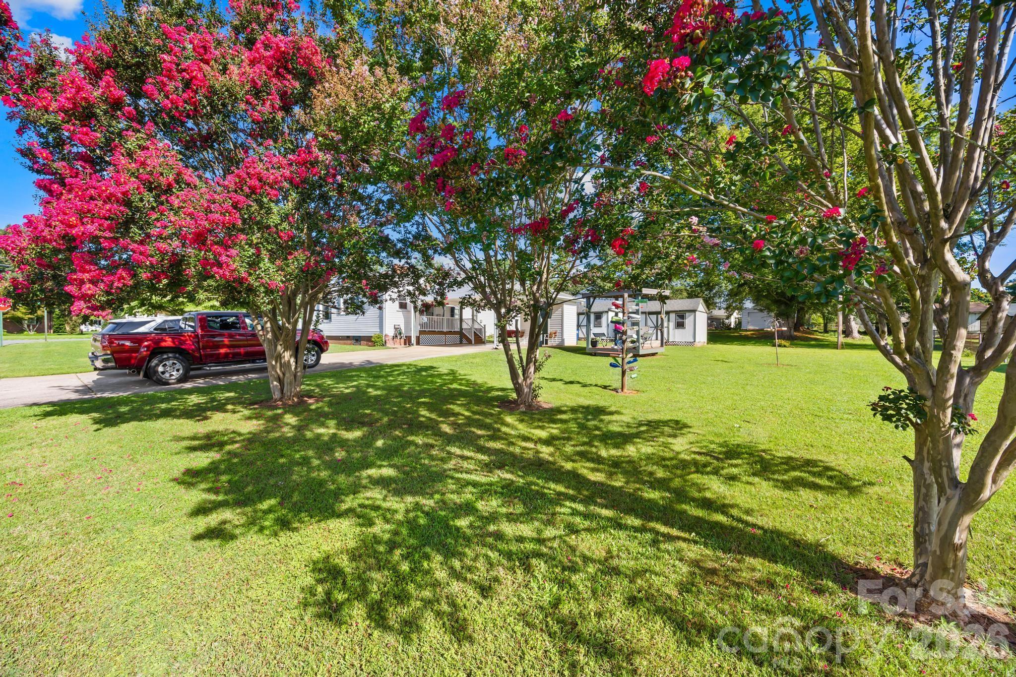 1000 Radio Road Property Photo 27