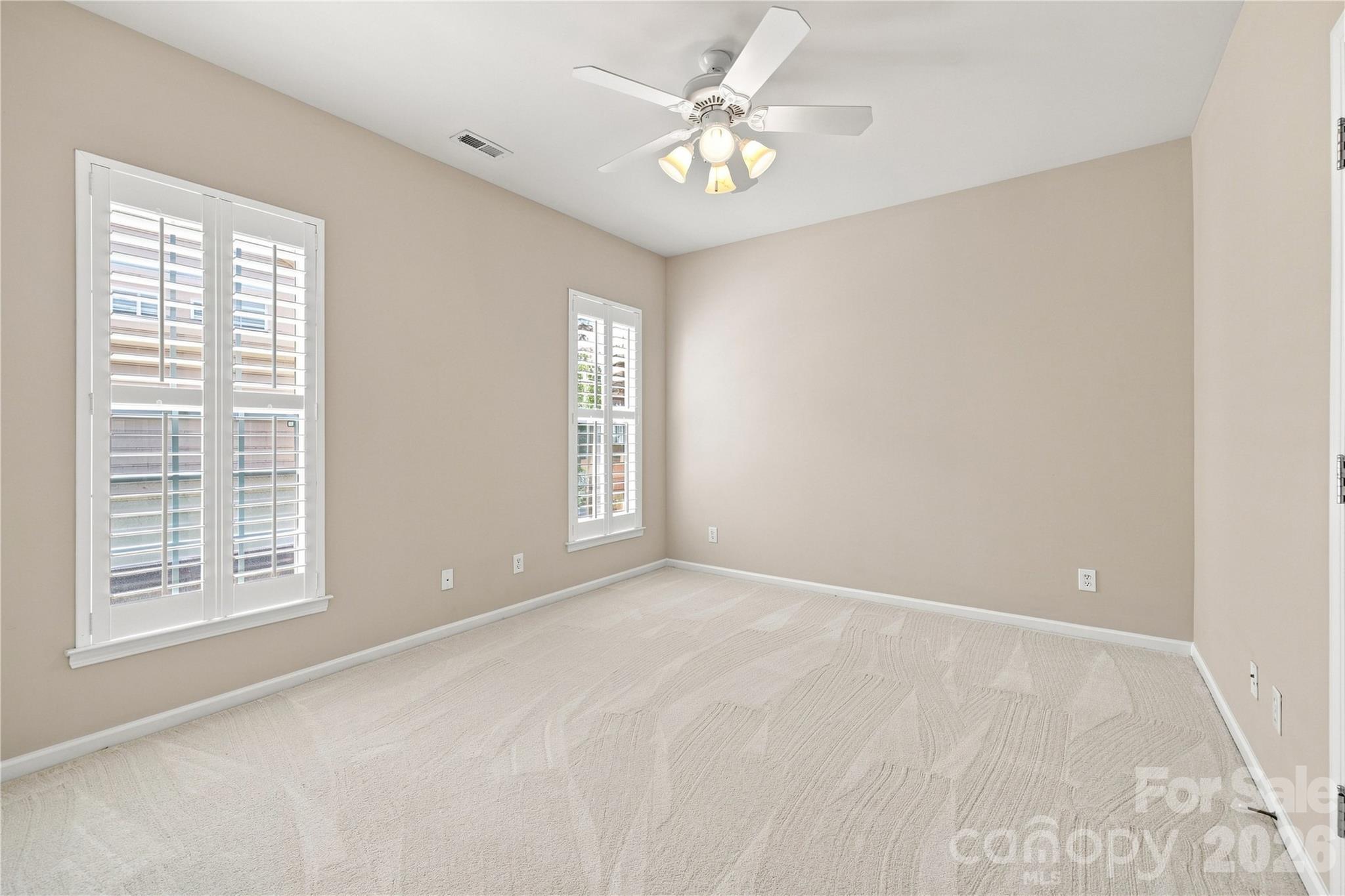 39650 Rosebay Court Property Photo 26