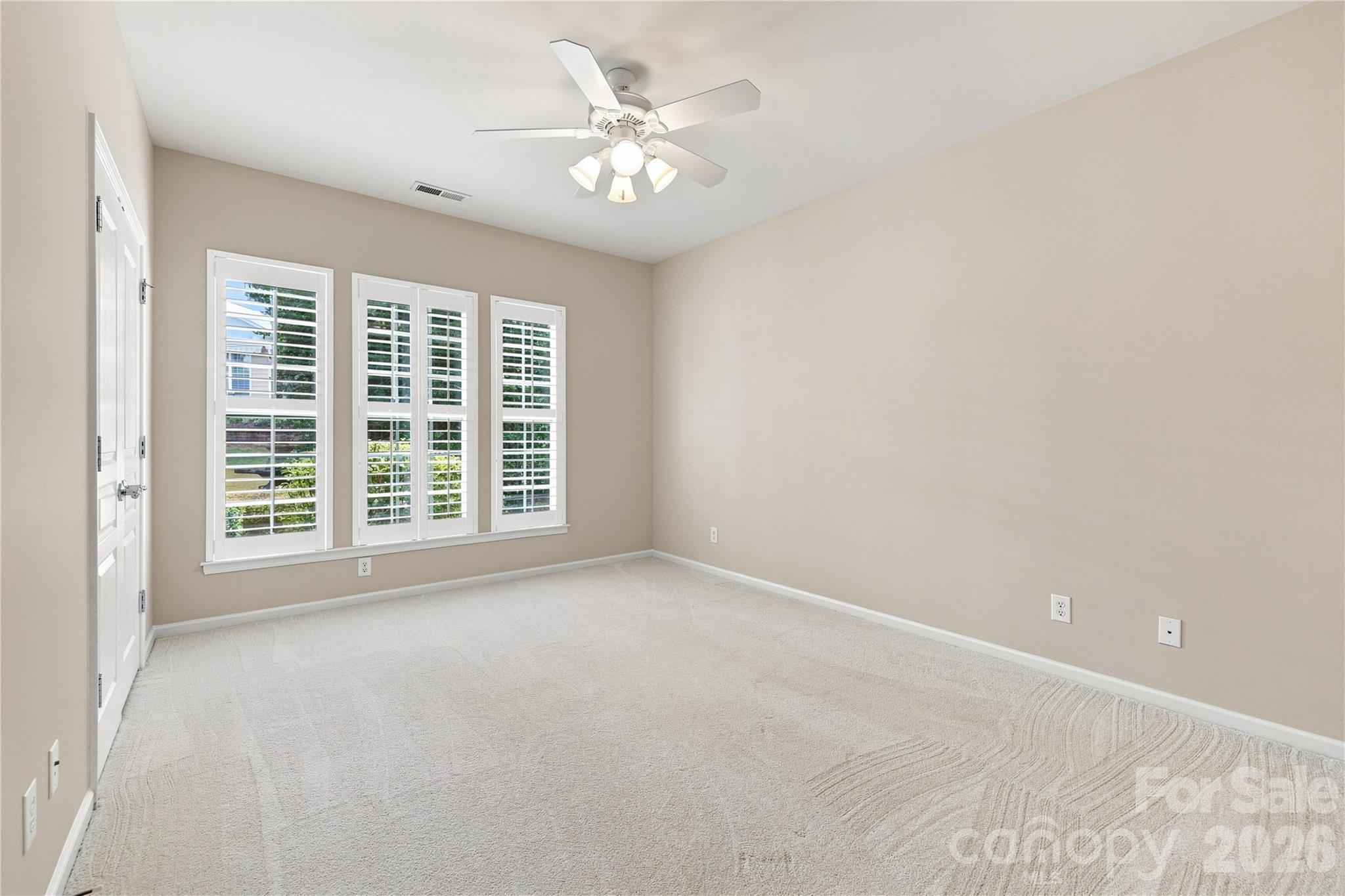 39650 Rosebay Court Property Photo 30