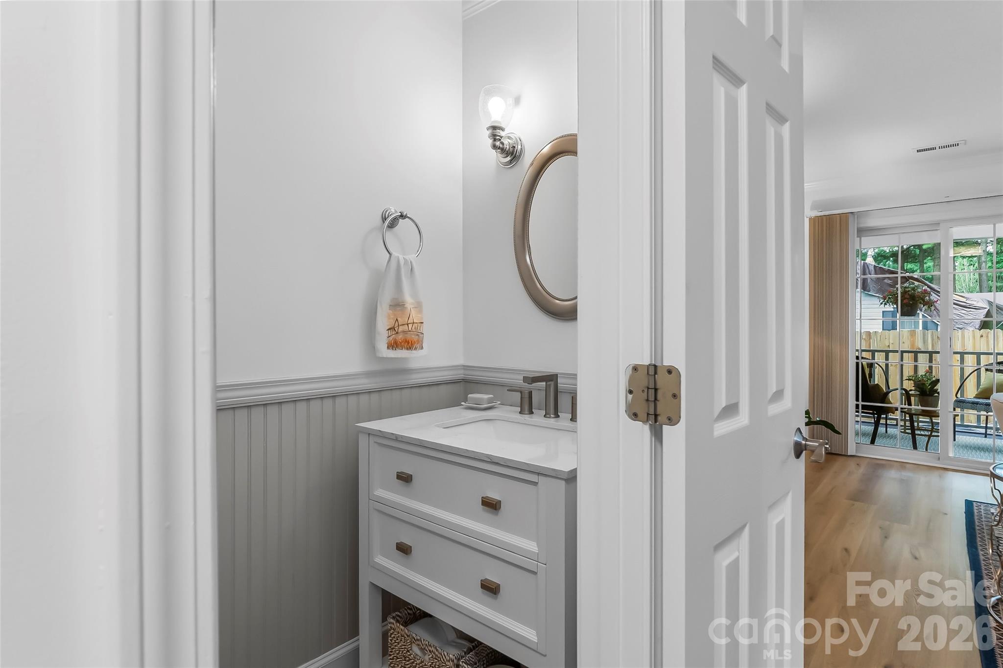 19 Willowick Drive Property Photo 12